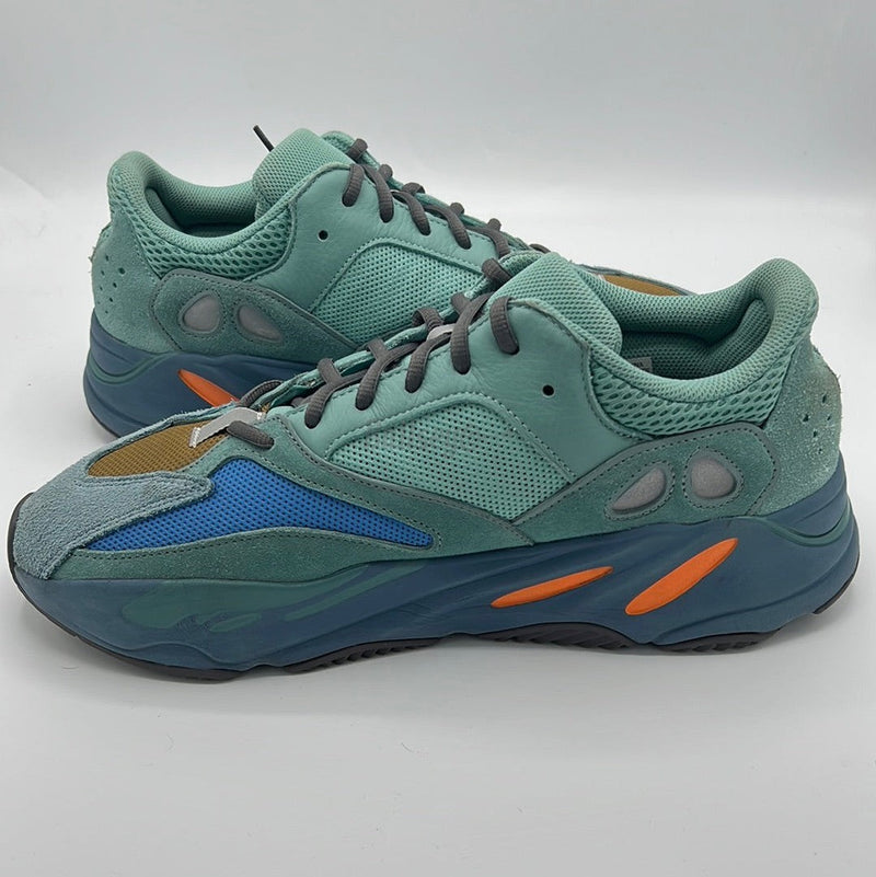 Adidas Yeezy Boost 700 Faded Azure PreOwned 3 800x