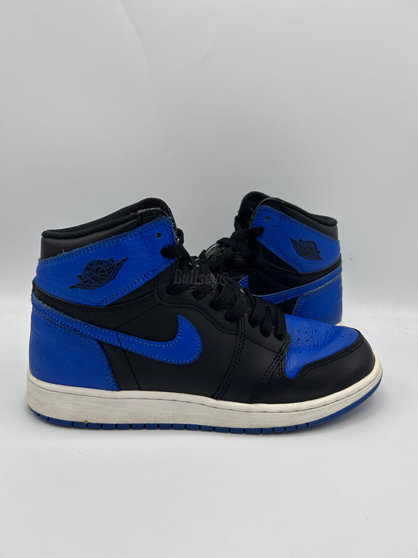 but stick with us right here on Sneaker News for all of your Retro High OG "Royal" 2017 GS (PreOwned)