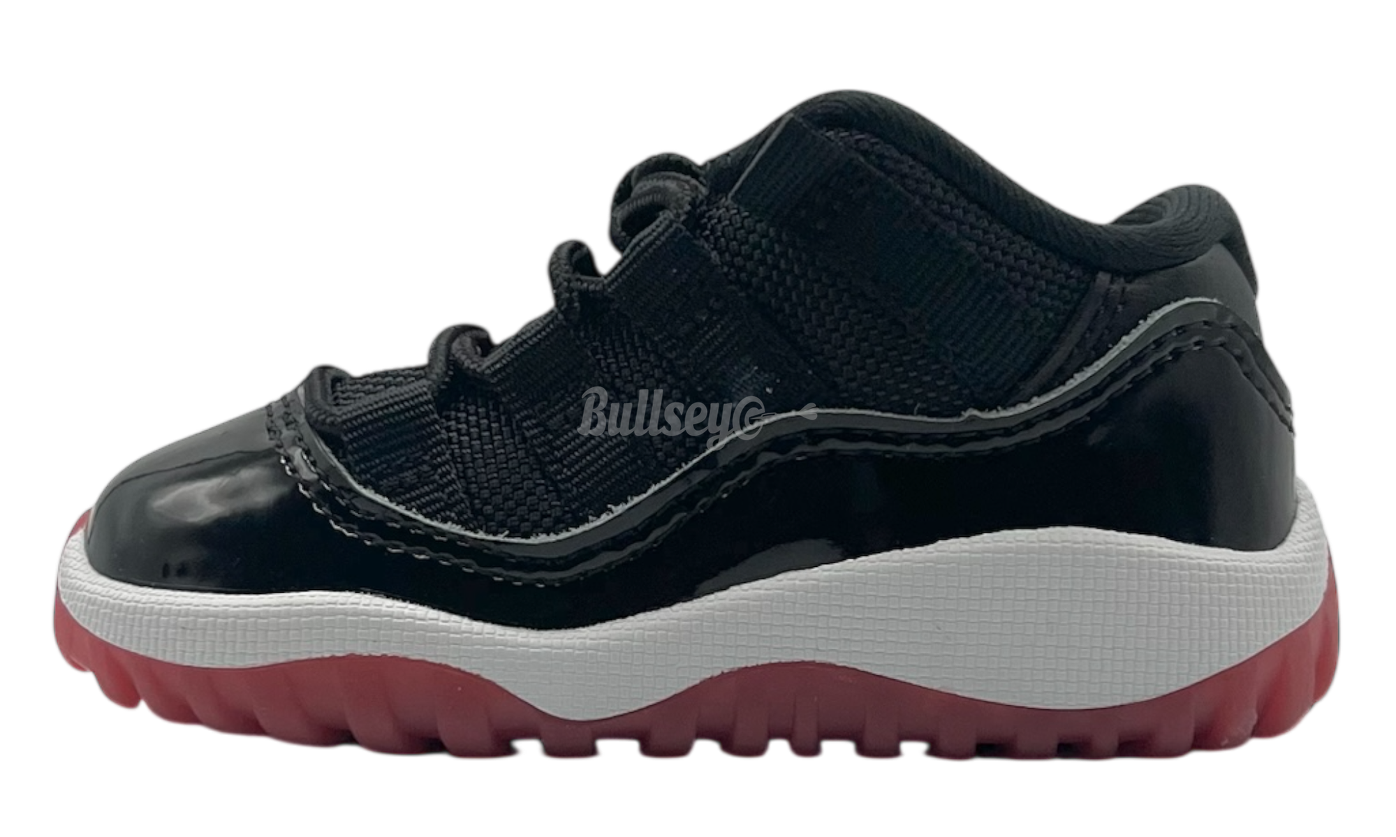 Air Jordan 11 Retro Low "Bred" (2025) TD (PreOwned)-Rs-flyfishing Sneakers Sale Online