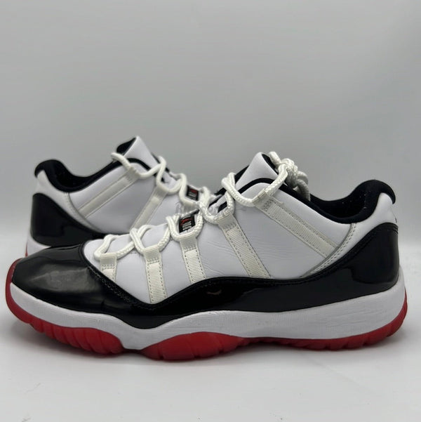 They come in the typical white and black 35th Anniversary shoe Retro Low "Concord Bred" (PreOwned)