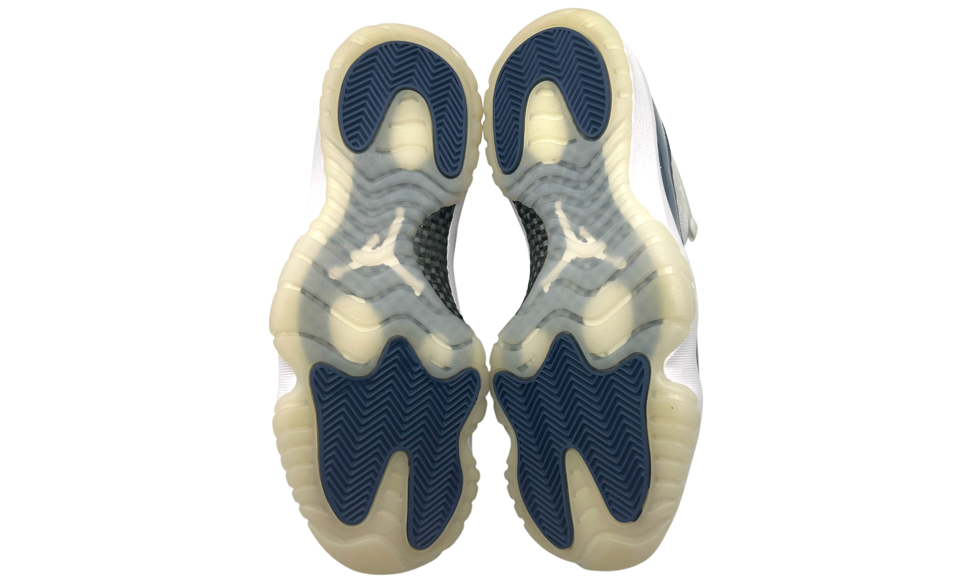 Air Jordan 11 Retro Low "Diffused Blue" (Preowned)