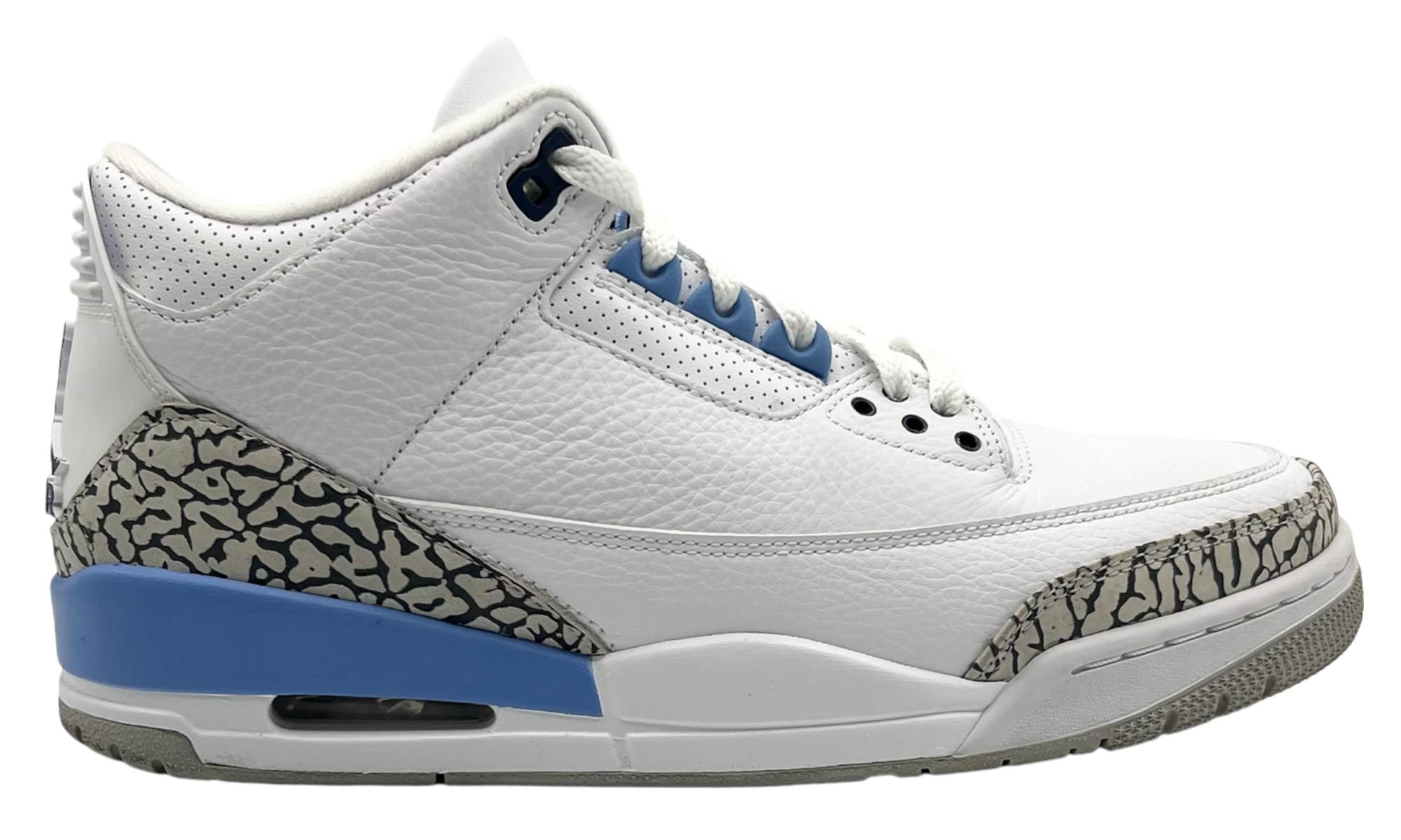 Air Jordan 3 Retro "UNC" (PreOwned)