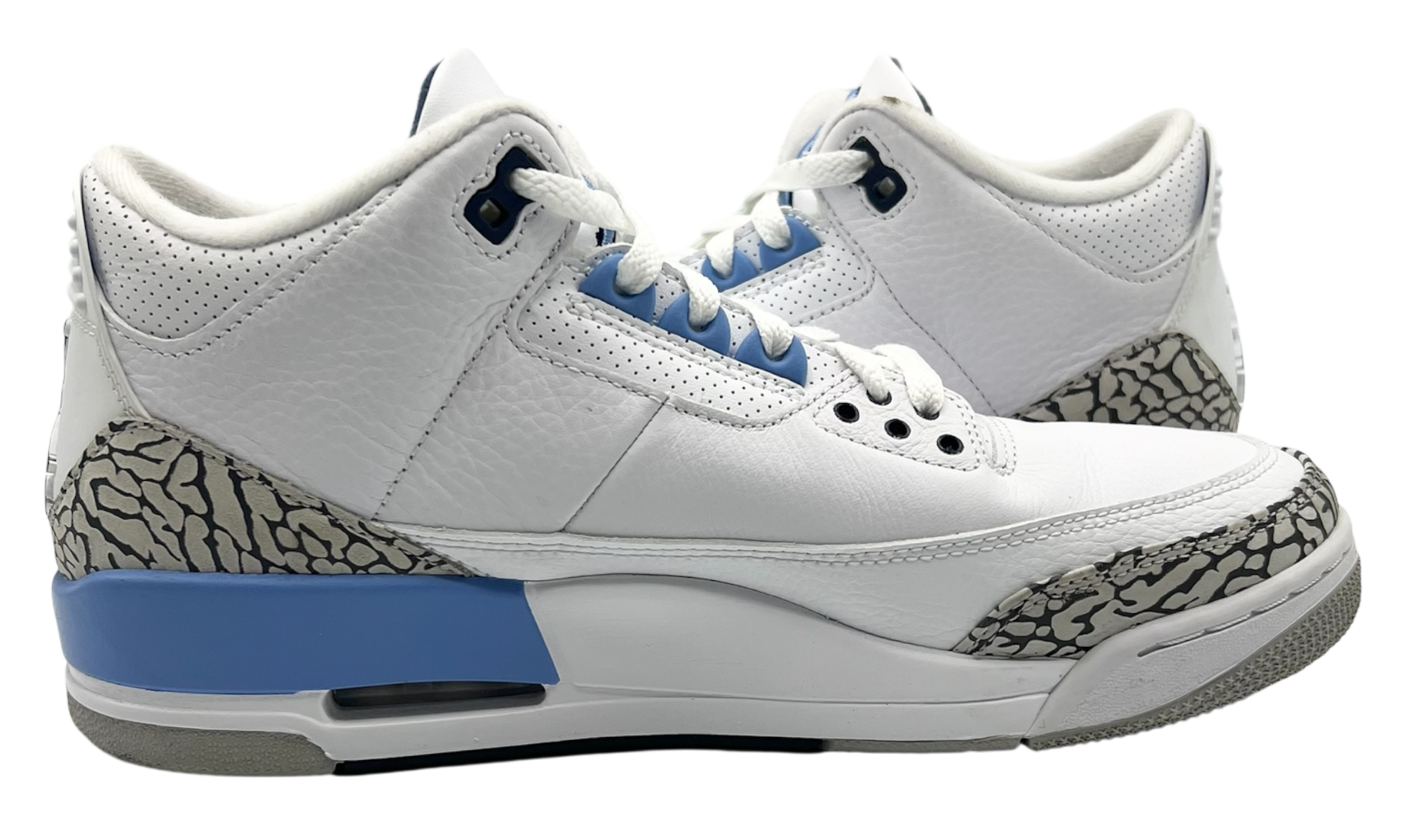 Air Jordan 3 Retro "UNC" (PreOwned)