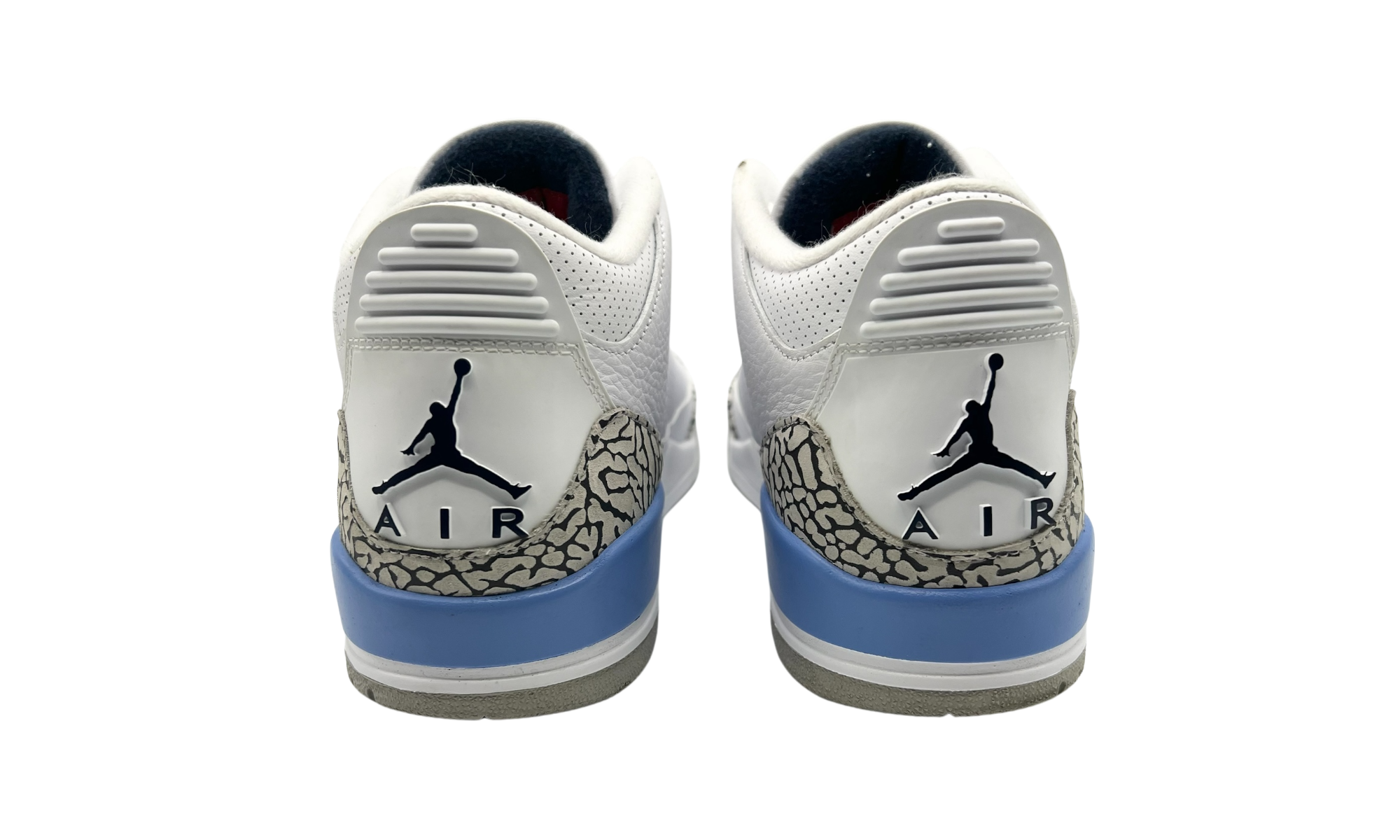 Air Jordan 3 Retro "UNC" (PreOwned)