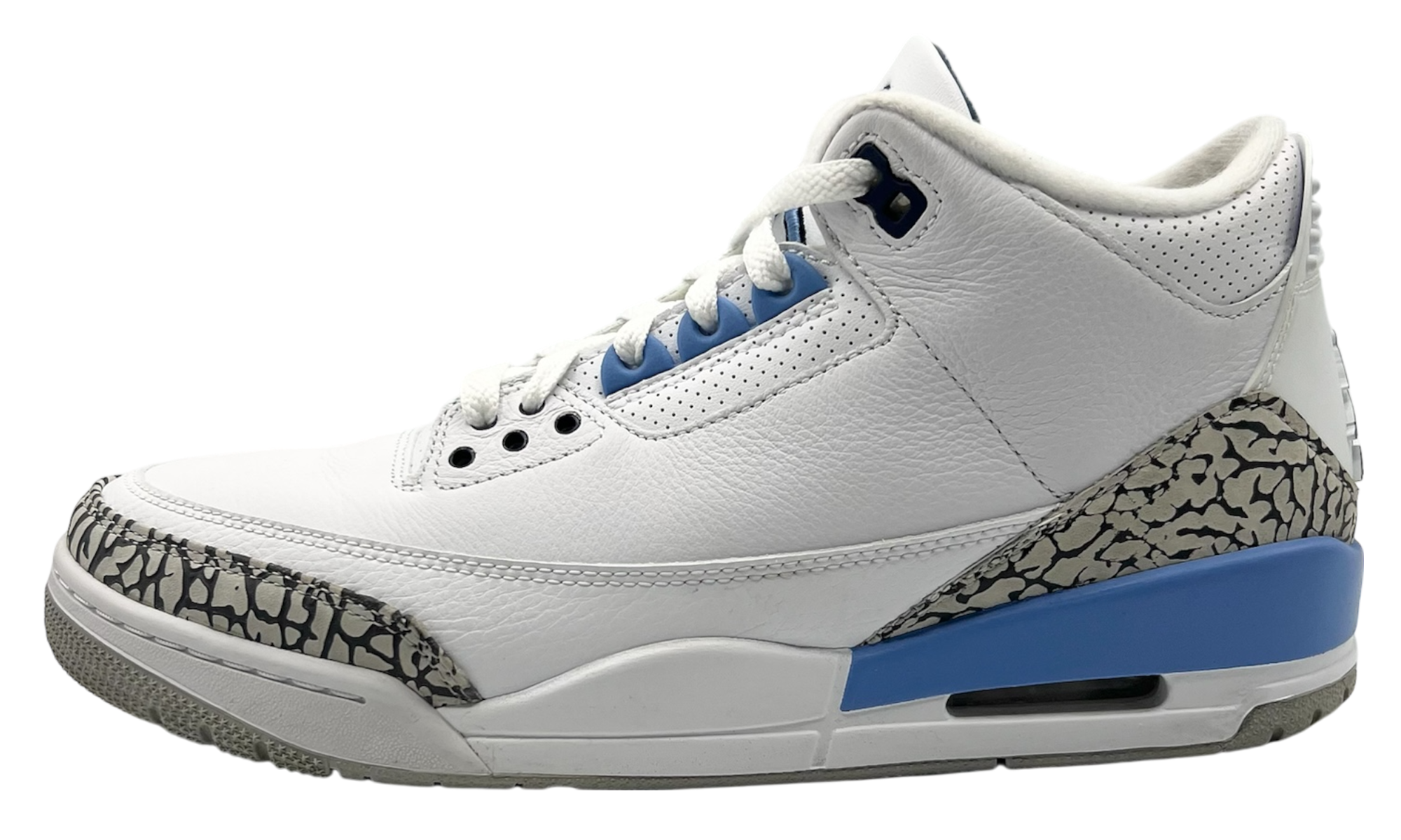 Air Jordan 3 Retro "UNC" (PreOwned)-Bullseye Sneaker Boutique