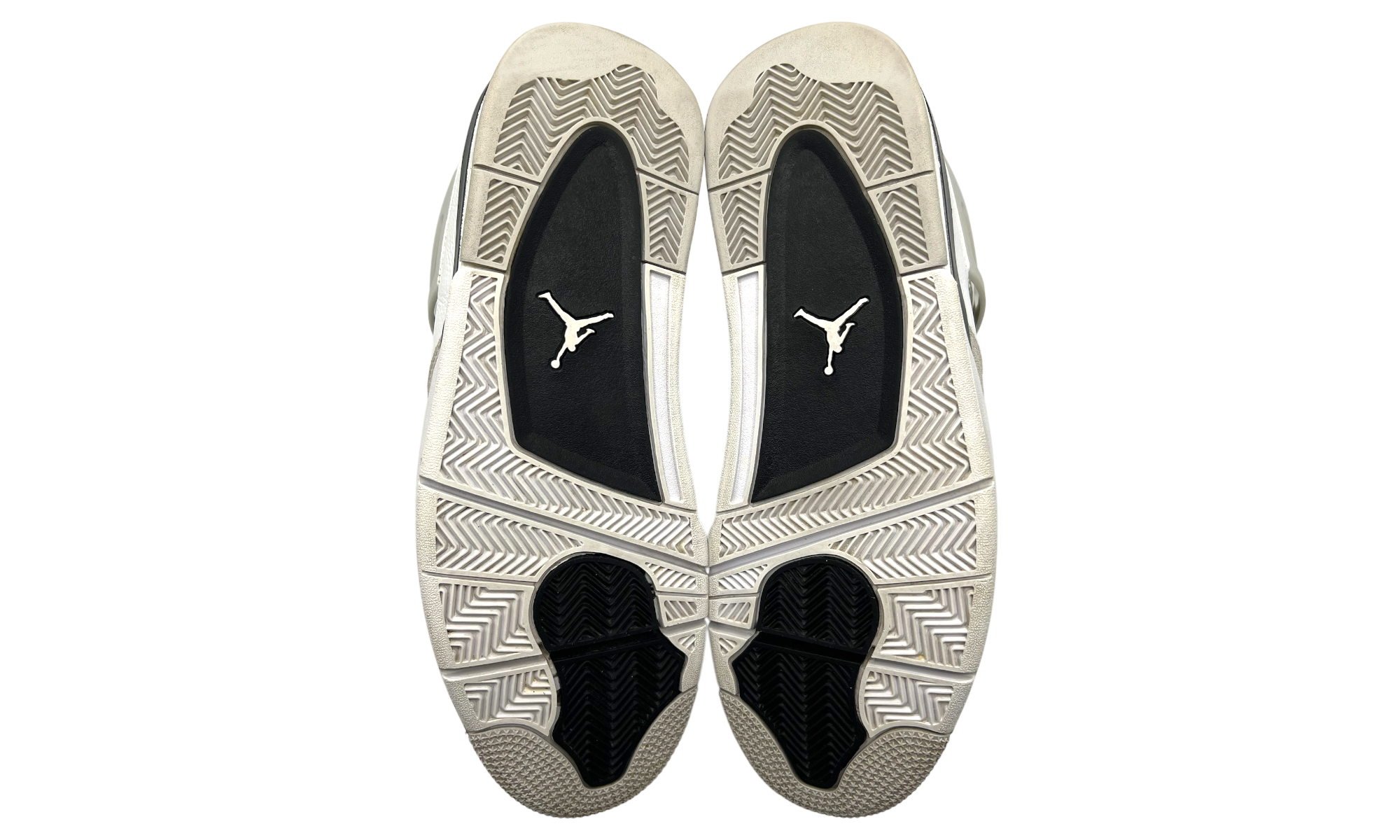 Air Jordan 4 Retro "Military Black" (PreOwned)