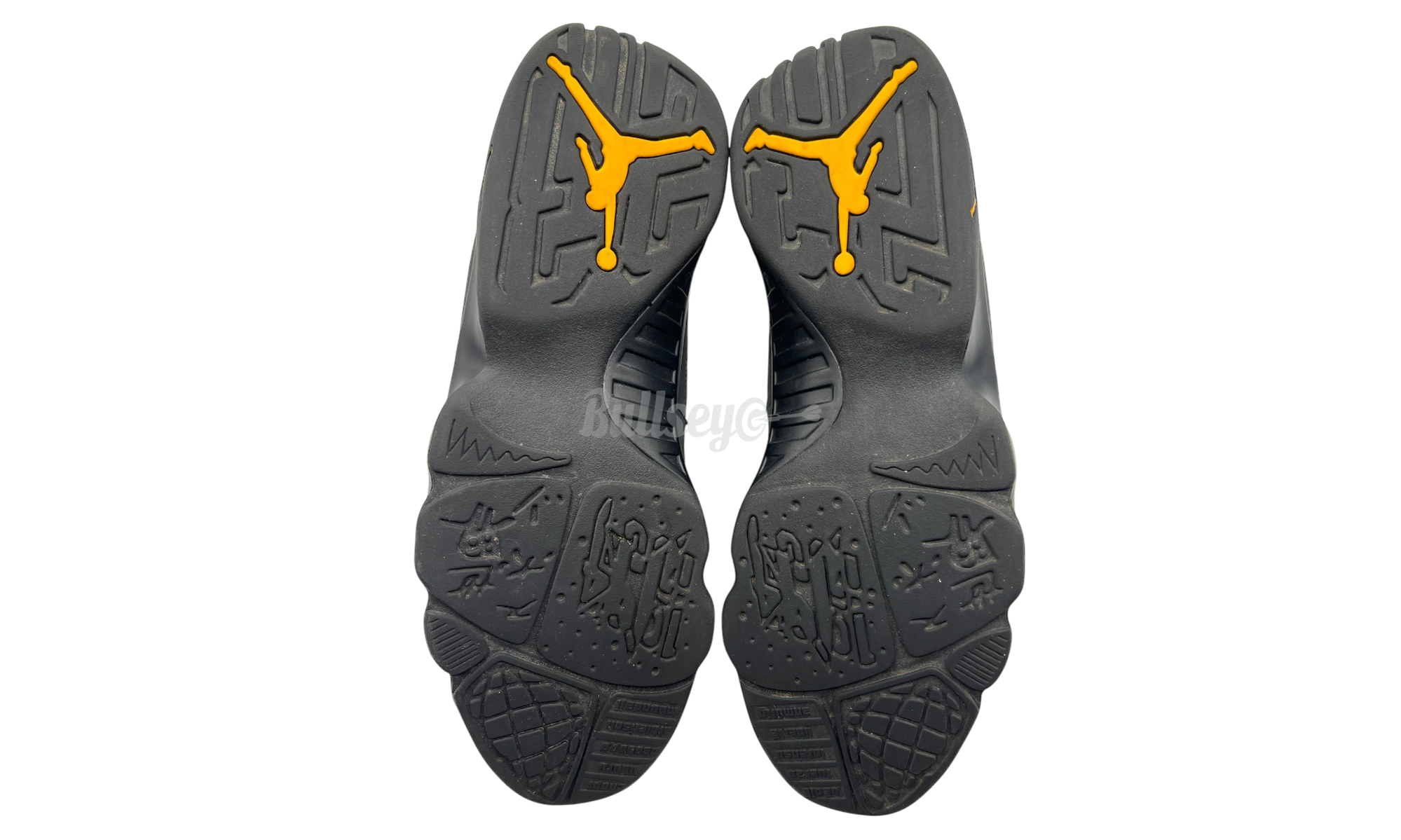 Оригінальні кросівки air jordan 1 mid оригінал 554724 082 Retro "Dark Charcoal University Gold" (PreOwned)