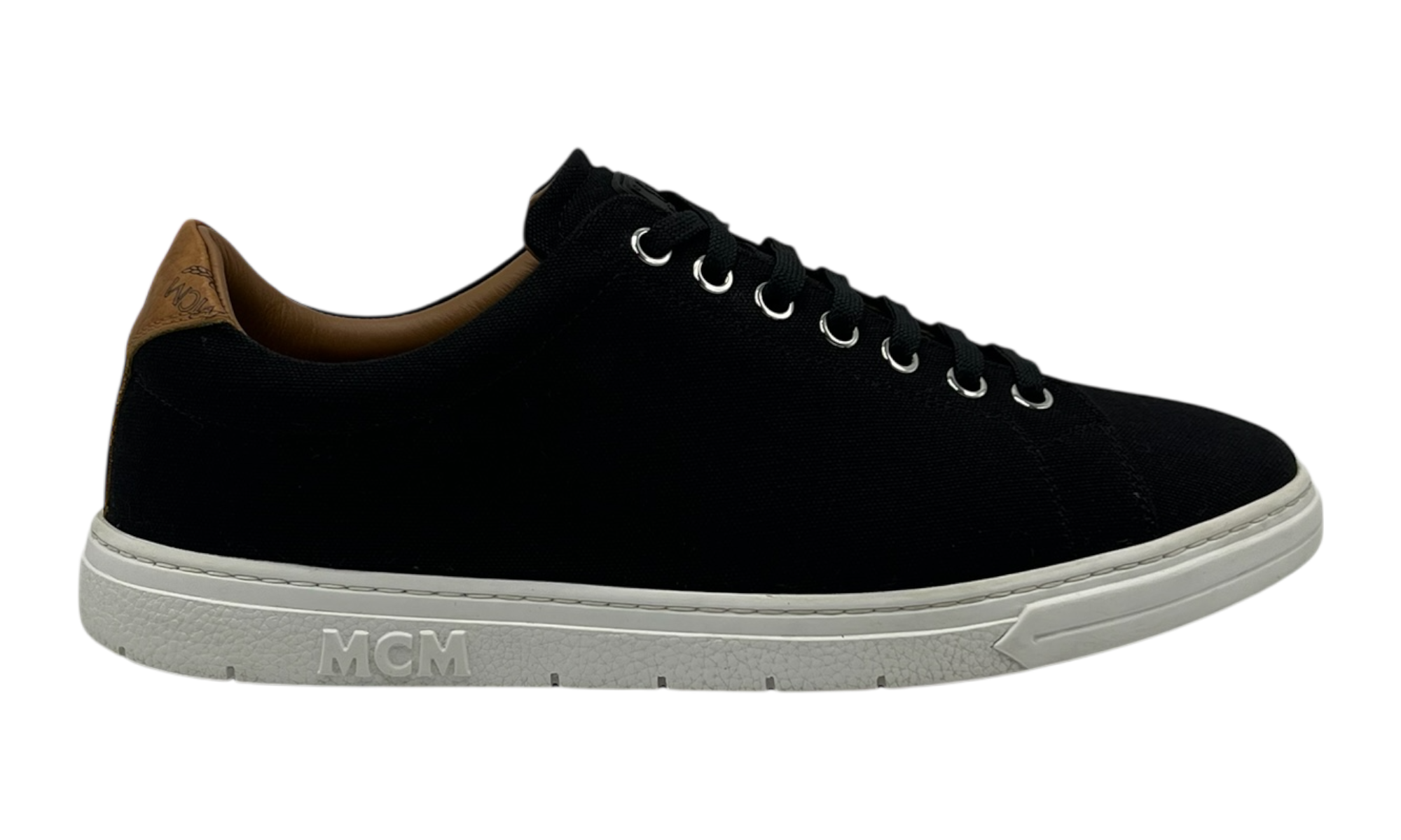 MCM Terrain Low Sneakers (PreOwned) (No Box Lid)