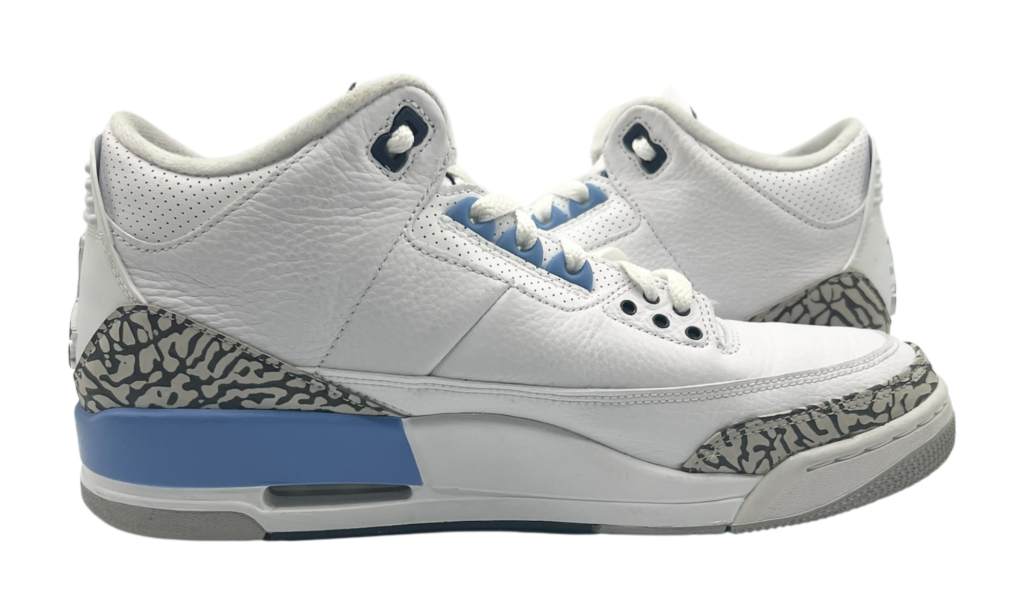 Air Jordan 3 Retro "UNC" (PreOwned)