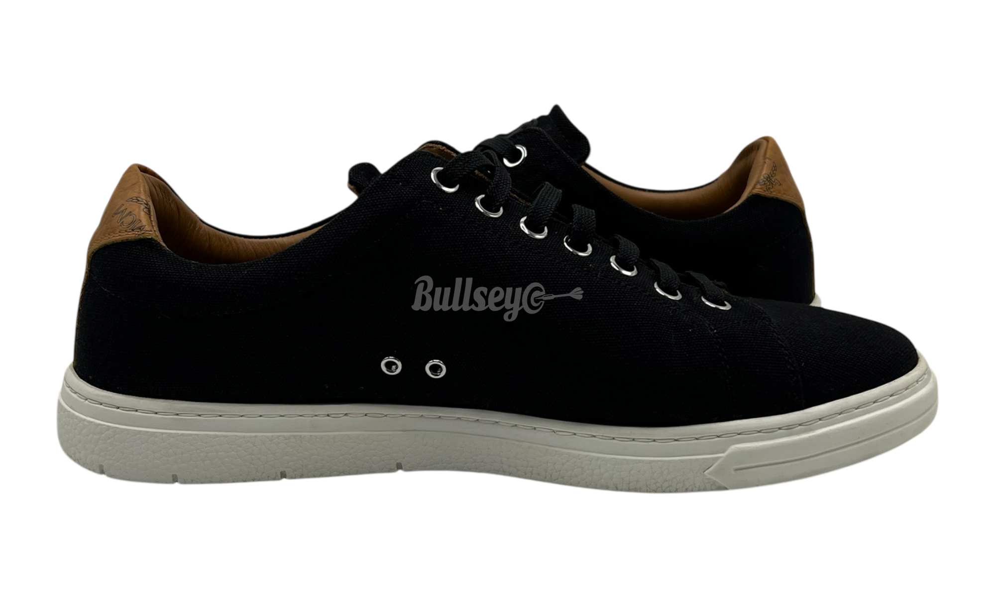 MCM Terrain Low Sneakers (PreOwned) (No Box Lid)