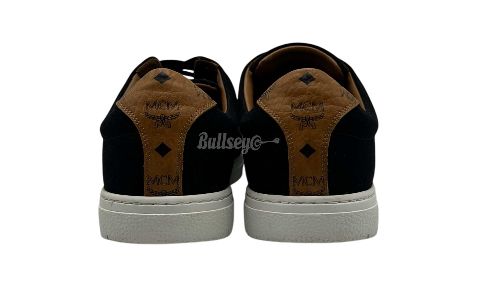 MCM Terrain Low Sneakers (PreOwned) (No Box Lid)