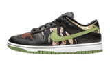 Nike Dunk Low Crazy Camo e5e5198b 7d38 4eec bb6f ad5ef5a85511 160x