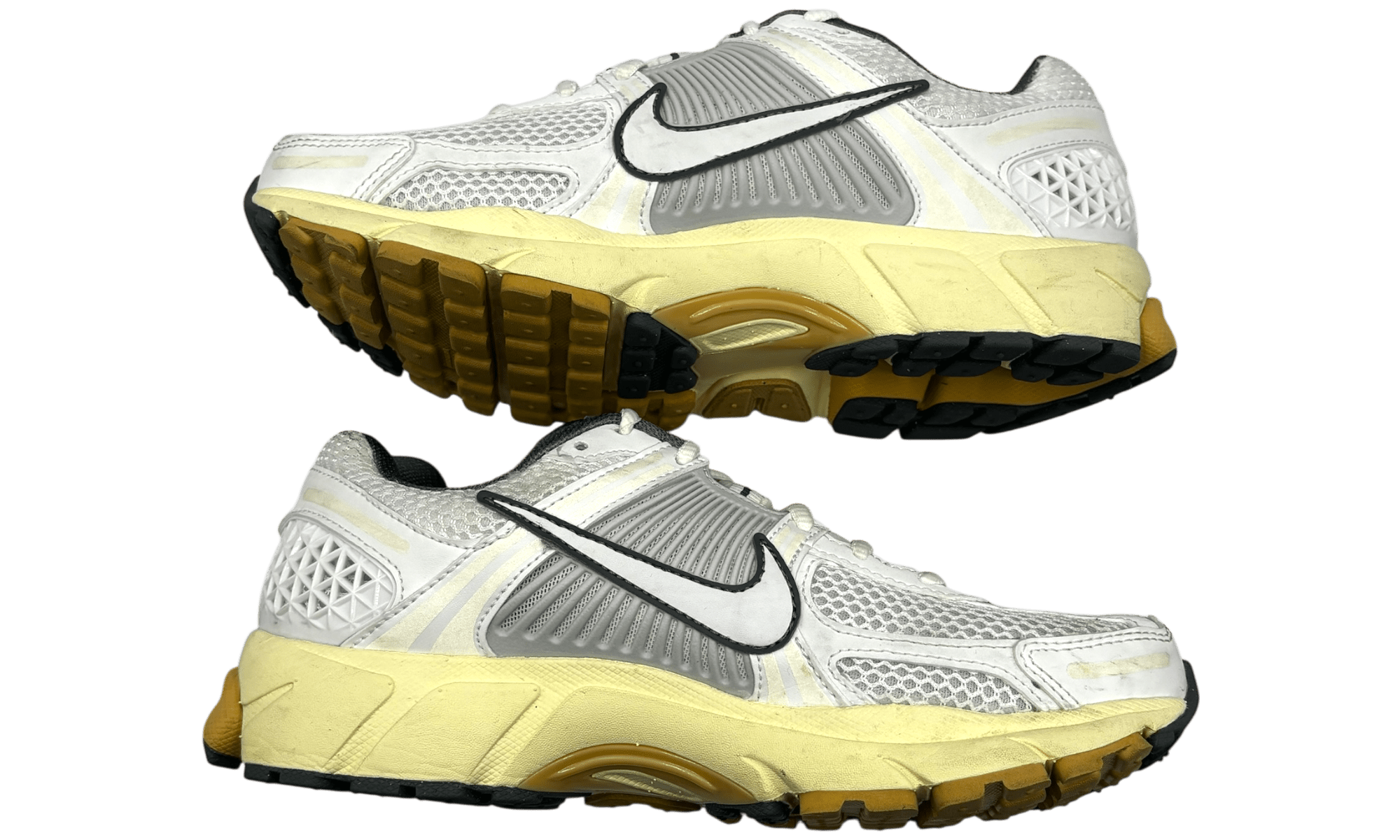 Nike Zoom Vomero 5 "White/Vest Grey" (PreOwned) (No Box)