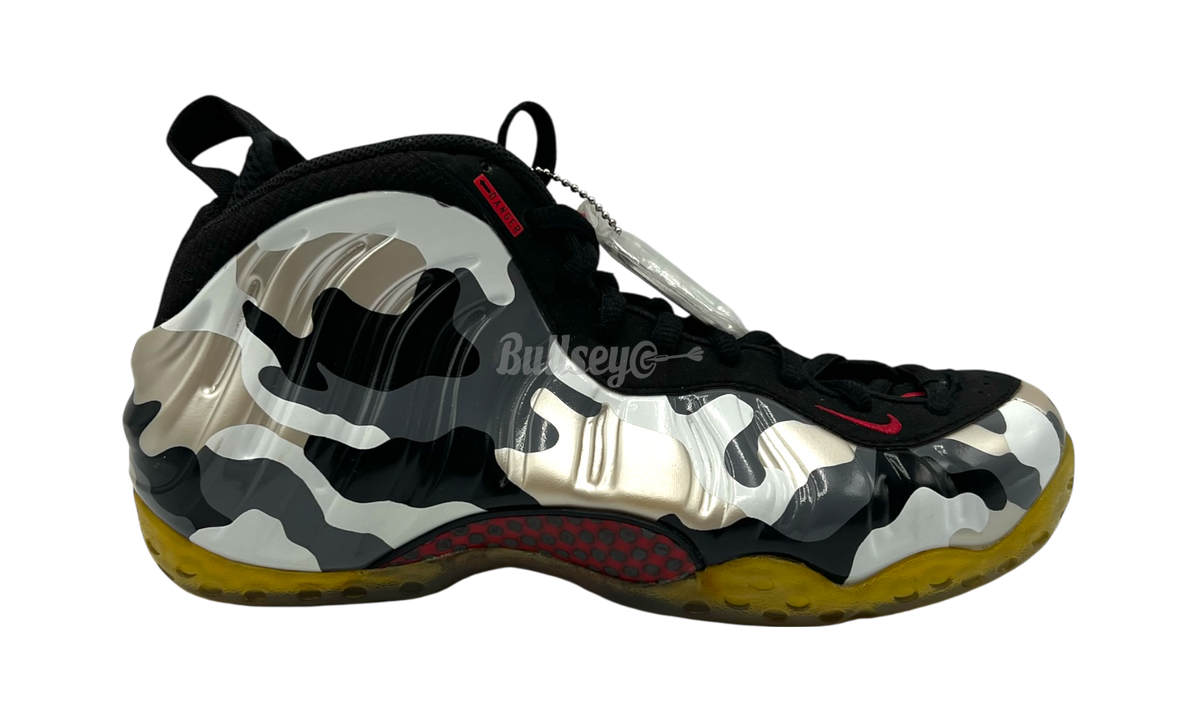 Nike Air Foamposite One "Fighter Jet" (Yellowing) (No Box)