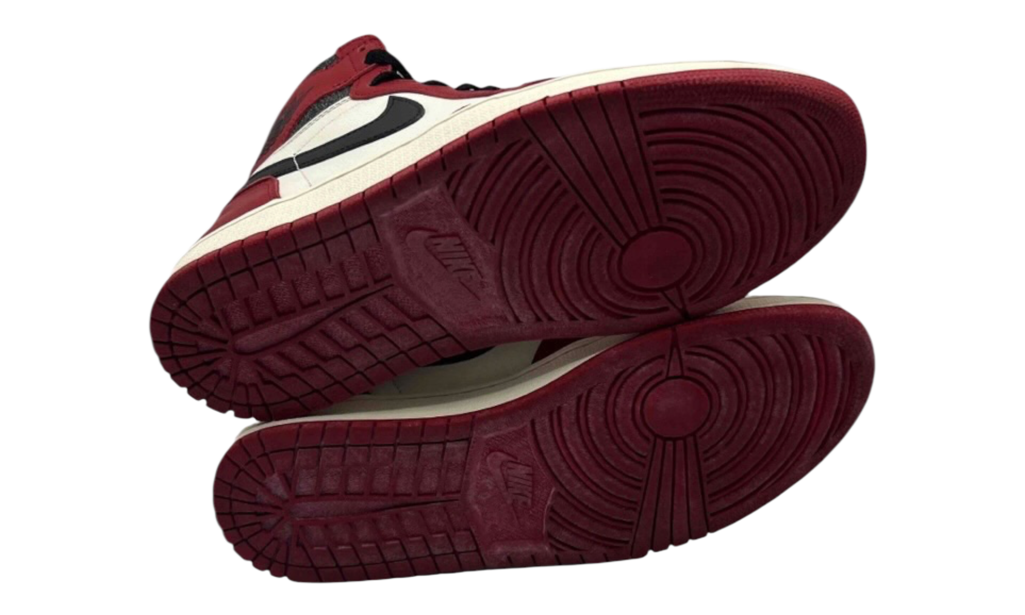 Air Jordan 1 Retro "Lost and Found" (PreOwned)