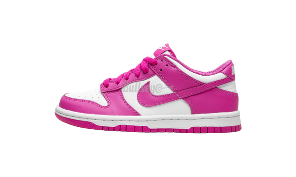 Nike Dunk Low GS "Active Fuchsia"-busted kanye west spotted in nike again