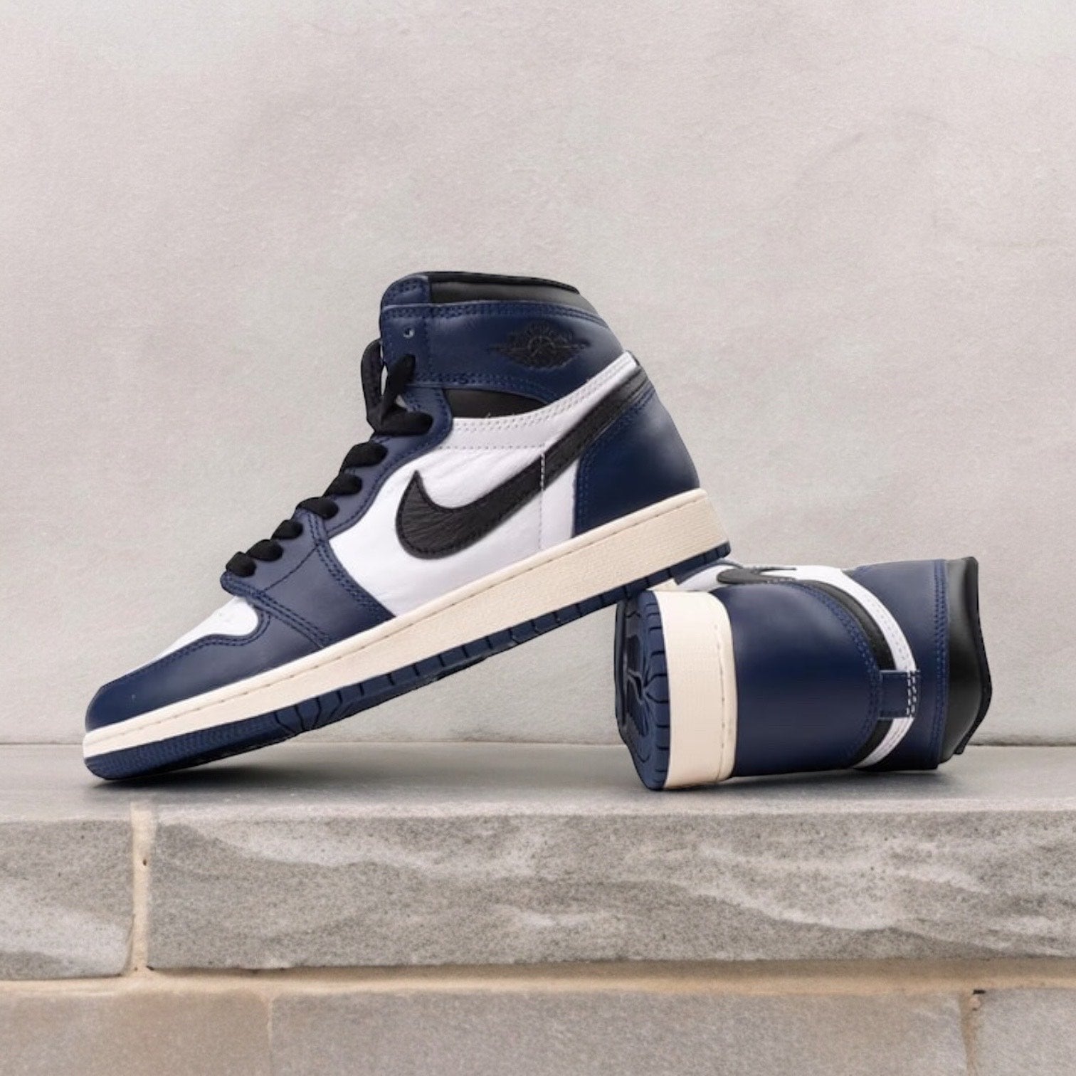 RELEASE RADAR: AIR JORDAN 1 HIGH “MIDNIGHT NAVY”