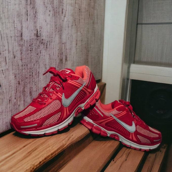 RELEASE RADAR: Nike Zoom Vomero 5 “University Red”