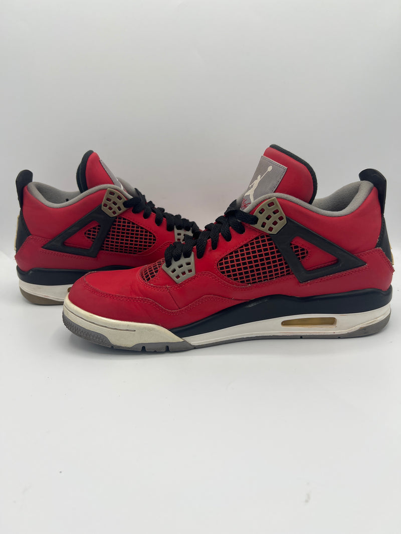 Air Jordan 4 Retro "Toro Bravo" (PreOwned) (No Box)