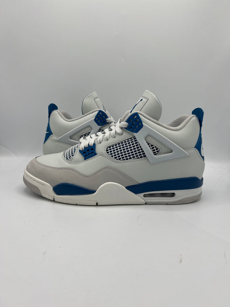 Air Jordan 4 Retro "Military Blue" (2024) (PreOwned)