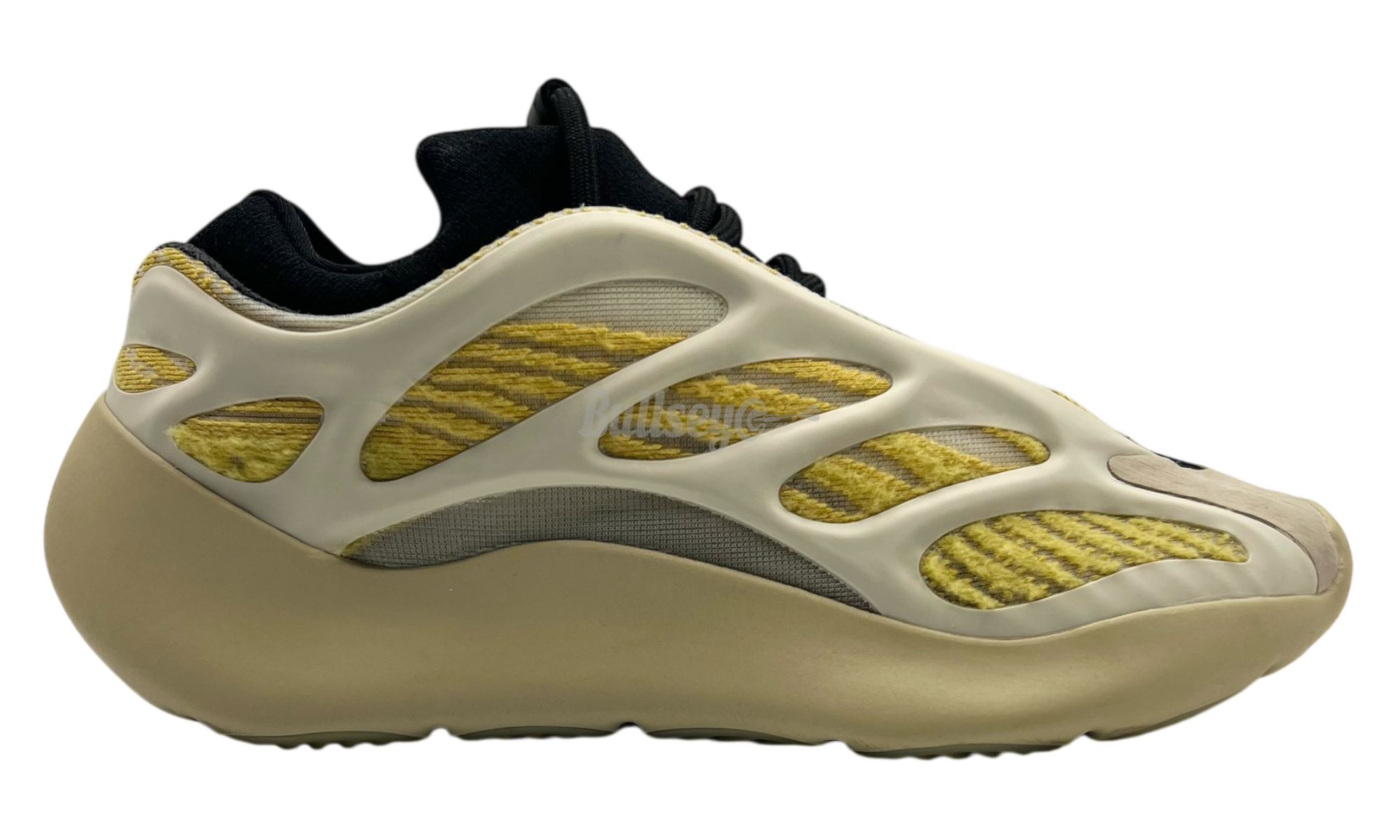 Adidas Yeezy 700 V3 "Safflower" (PreOwned)