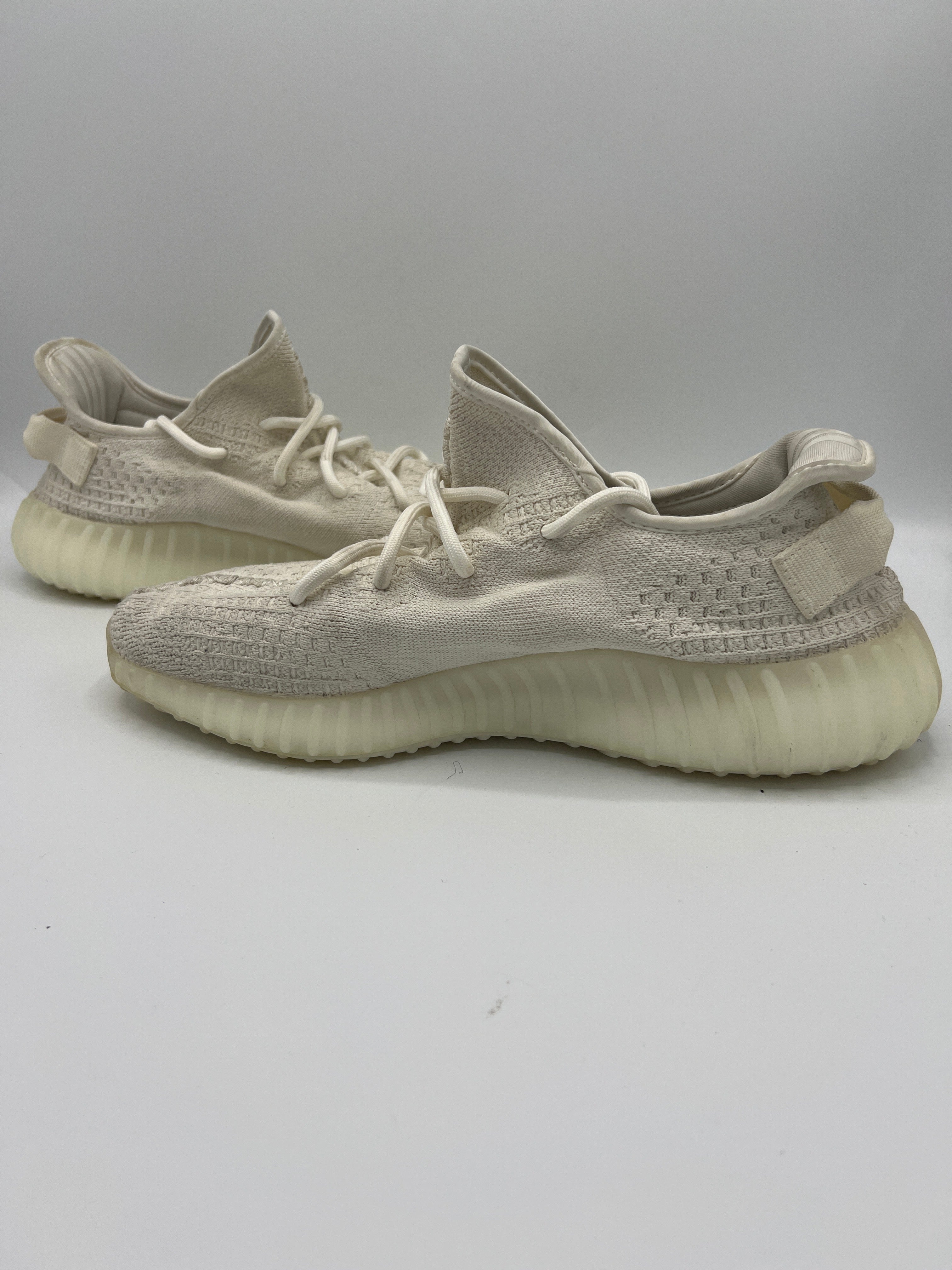 Adidas Yeezy Boost 350 V2 "Bone" (PreOwned)