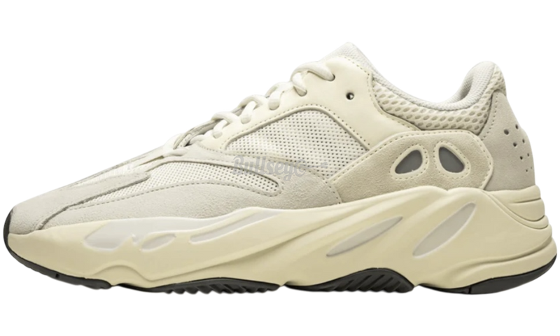 Adidas Yeezy Boost 700 "Analog"-Bullseye Sneaker Boutique