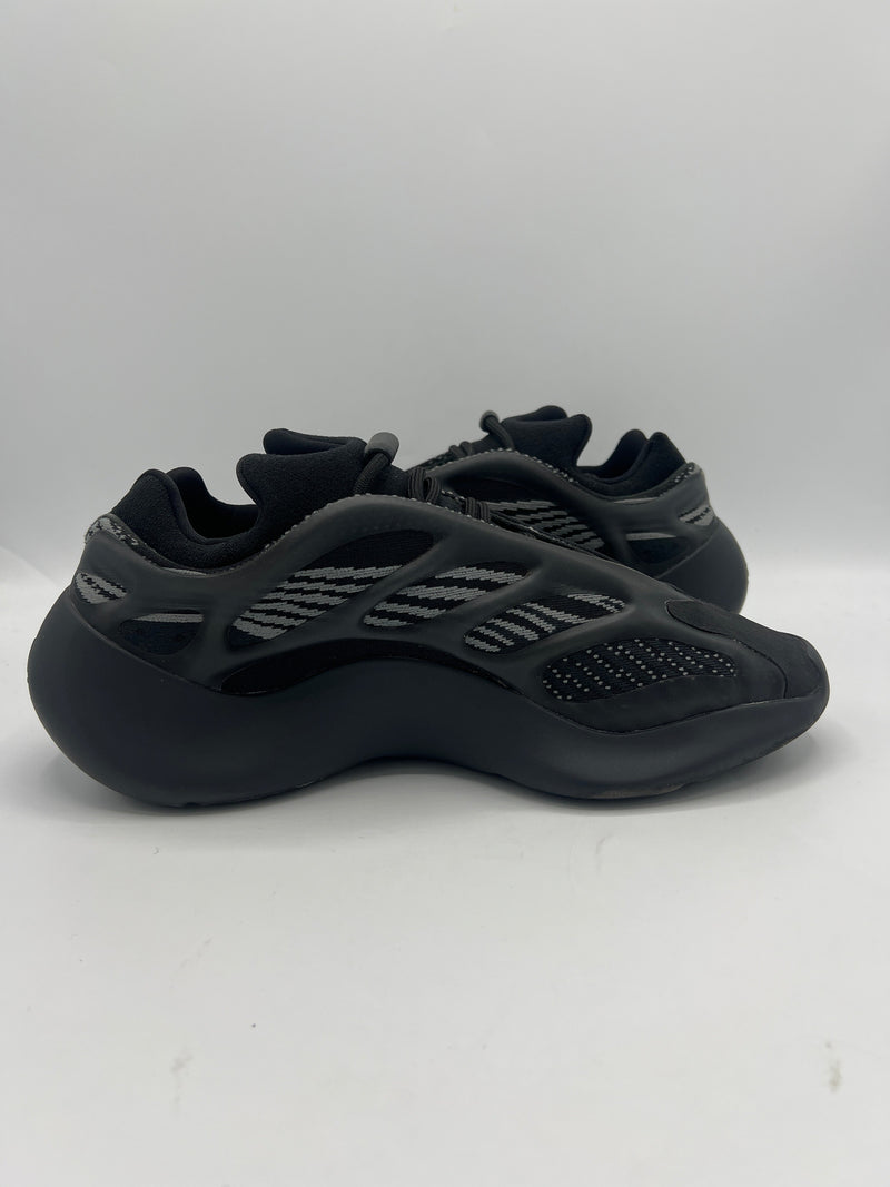 Adidas Yeezy Boost 700 "Dark Glow" (PreOwned)