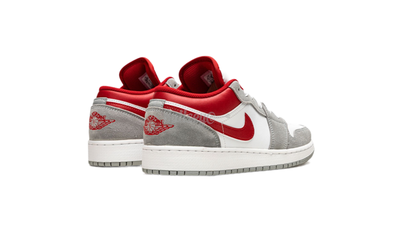 Air Jordan 1 Low SE "Light Smoke Grey Gym Red"