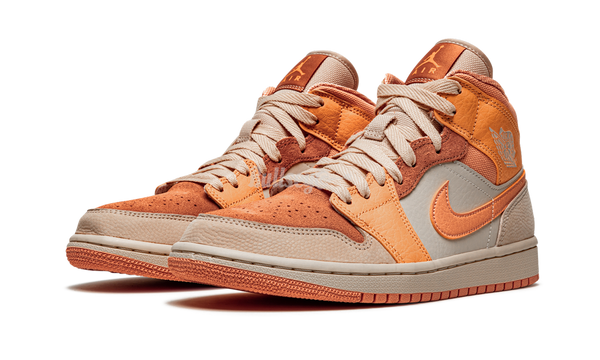 We have seen several images of the Air Phat Jordan 1 Retro High "Apricot Orange"-Urlfreeze Sneakers Sale Online