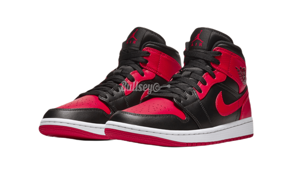 Air Jordan 1 "Banned" Mid - Bullseye Sneaker Boutique