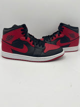 Air Jordan 1 Mid "Banned" (PreOwned)