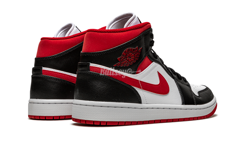will be releasing as well as the Air Jordan 1 "Gym Red" - Urlfreeze Sneakers Sale Online