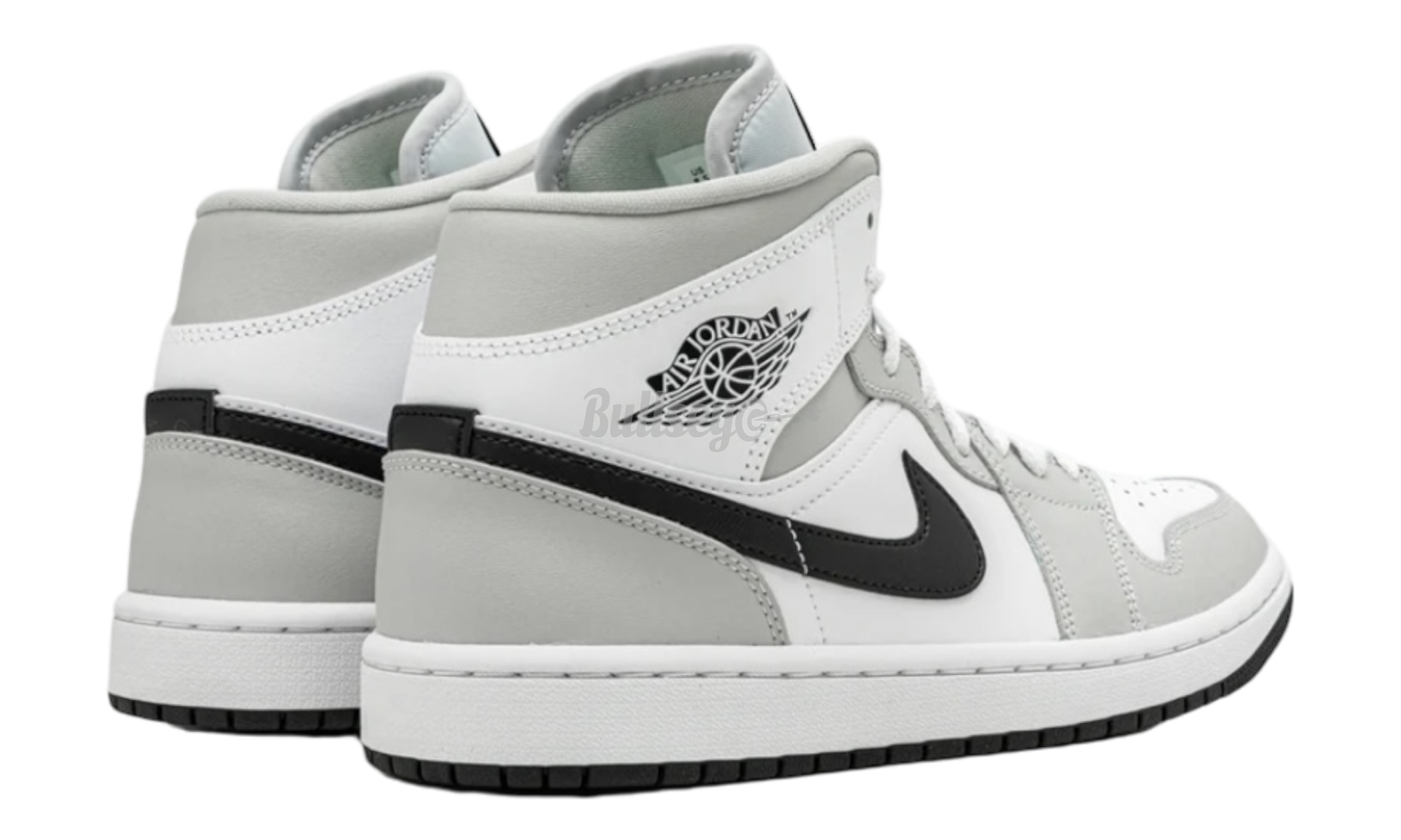 Air Jordan 1 Mid "Light Smoke Grey"