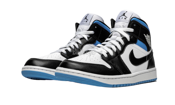 will be releasing as well as the Air Jordan 1 "University Black White"
