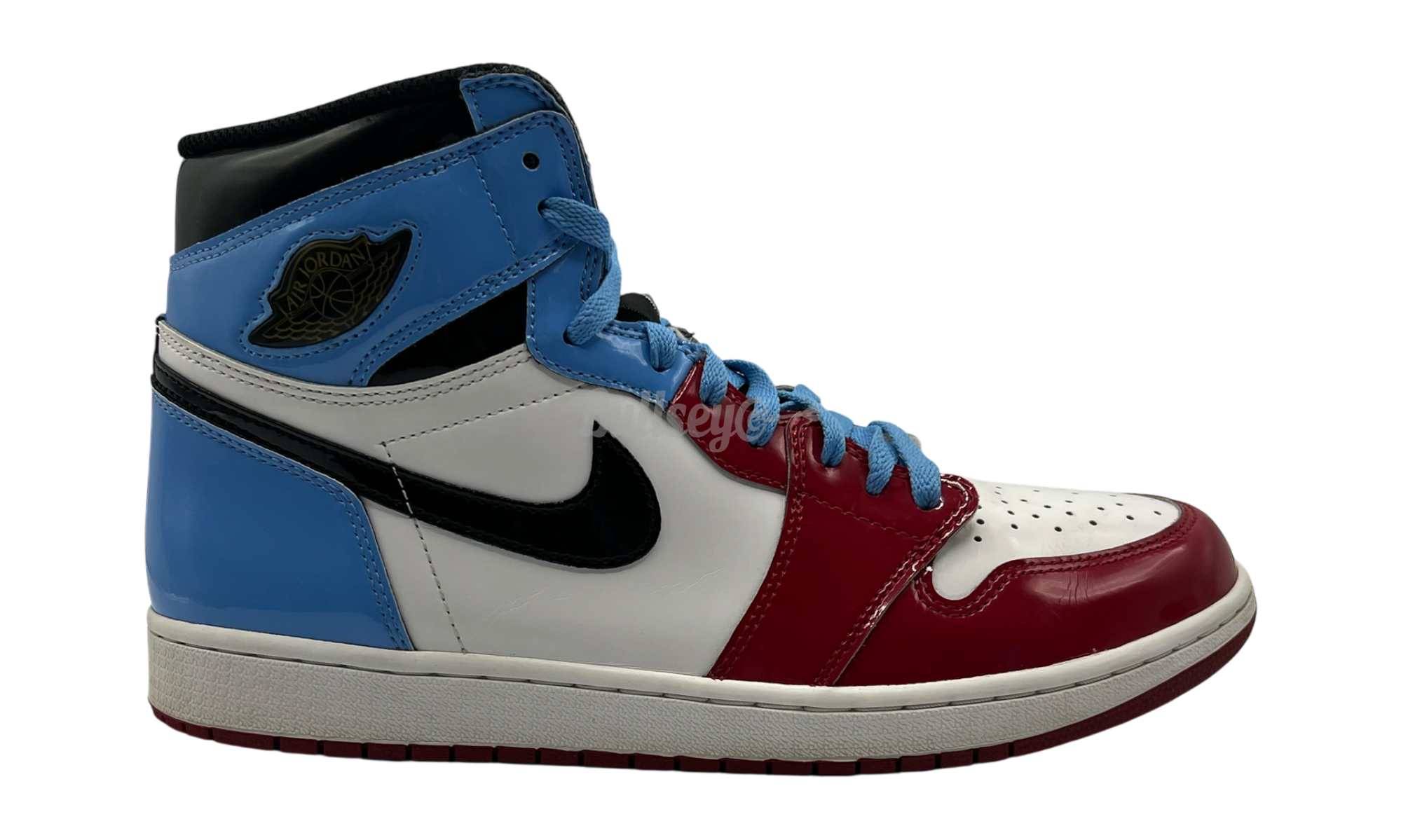 Air Jordan 1 Retro "Fearless UNC Chicago" (PreOwned)