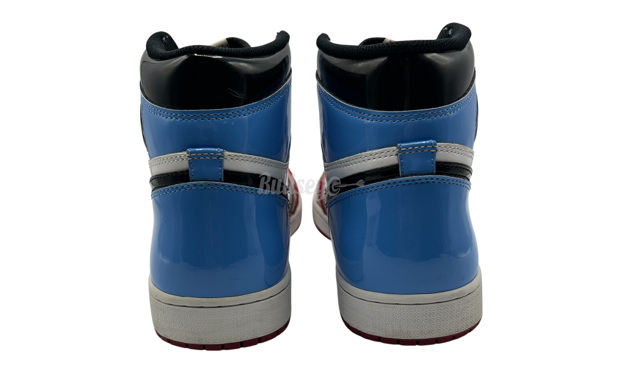 Air Jordan 1 Retro "Fearless UNC Chicago" (PreOwned)