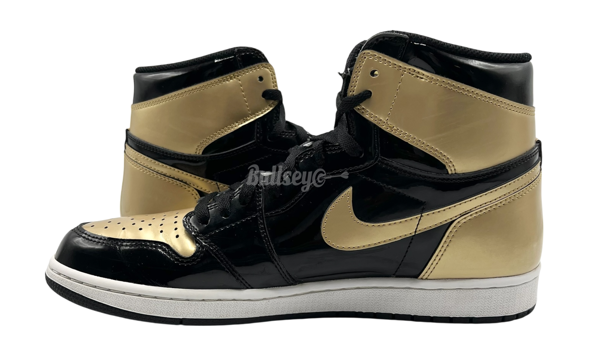 Air Jordan 1 Retro High OG NRG "Gold Toe" (Preowned) (Rep Box)