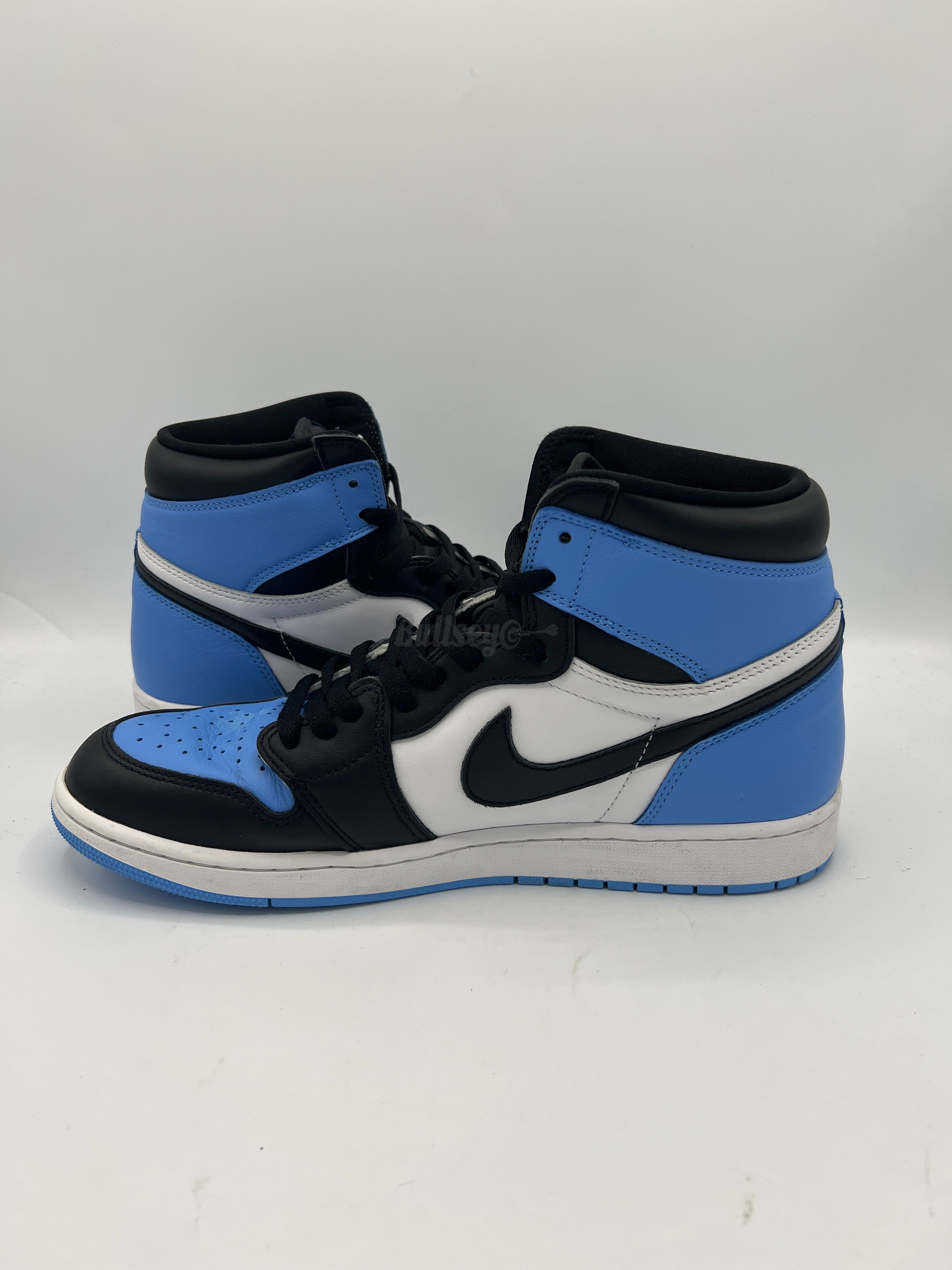 Air Jordan 1 Retro High OG "UNC Toe" (PreOwned)