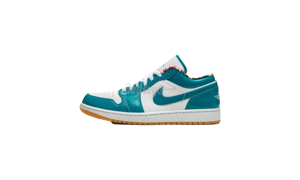 Air Jordan 1 Retro Low "Barcelona Cyber Teal"-Prefer a shoe that has generous cushioning on the heel and collar for comfort and protection