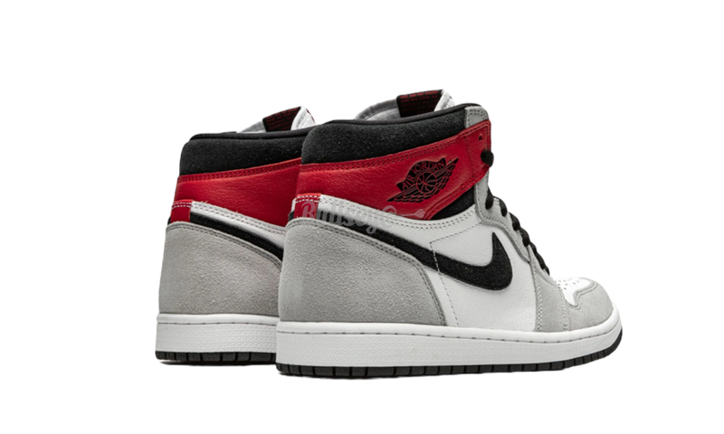 Jordan Air Jordan 1 "Triple Black" sneakers Retro "Smoke Grey"