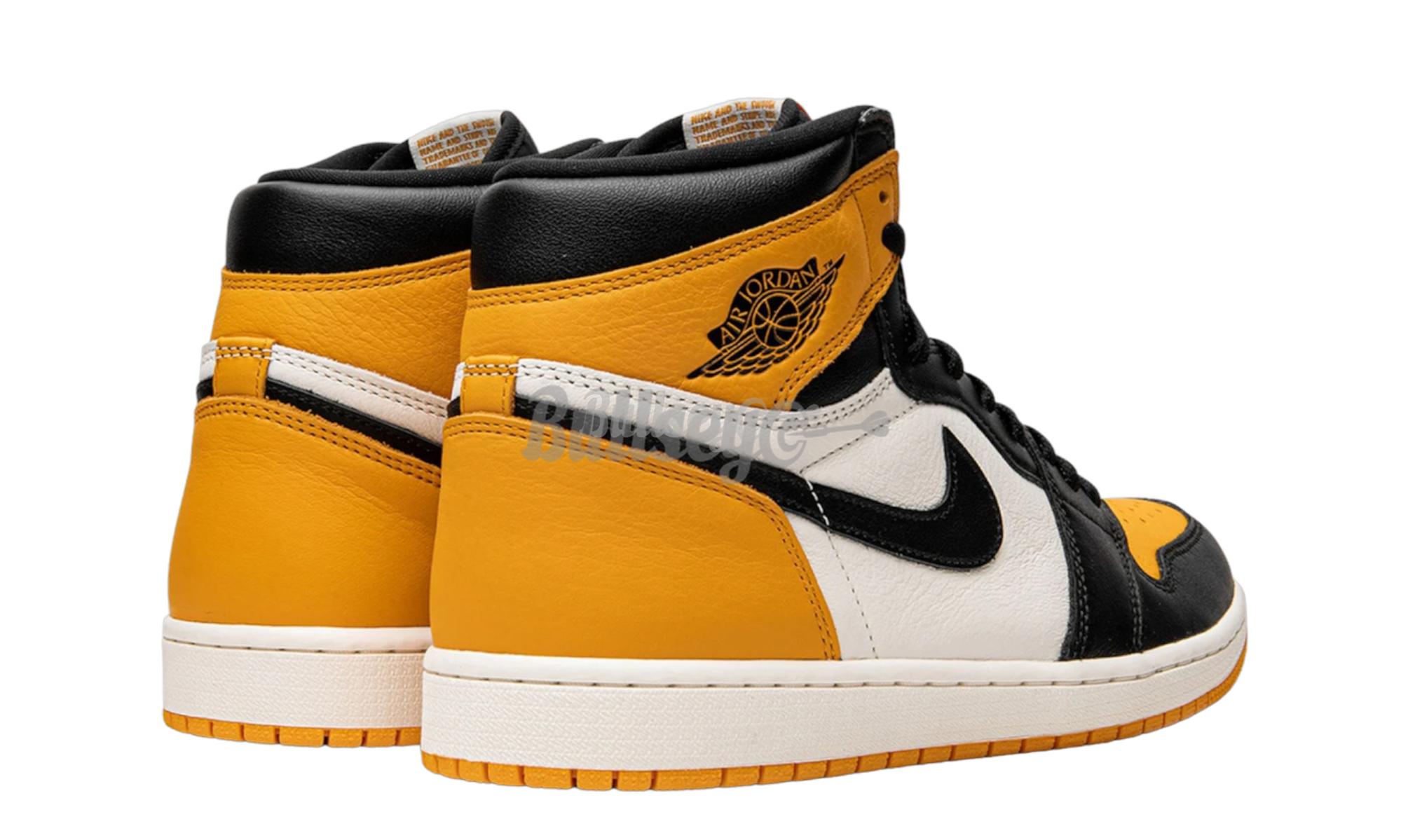 Air Jordan 1 Retro "Yellow Toe"