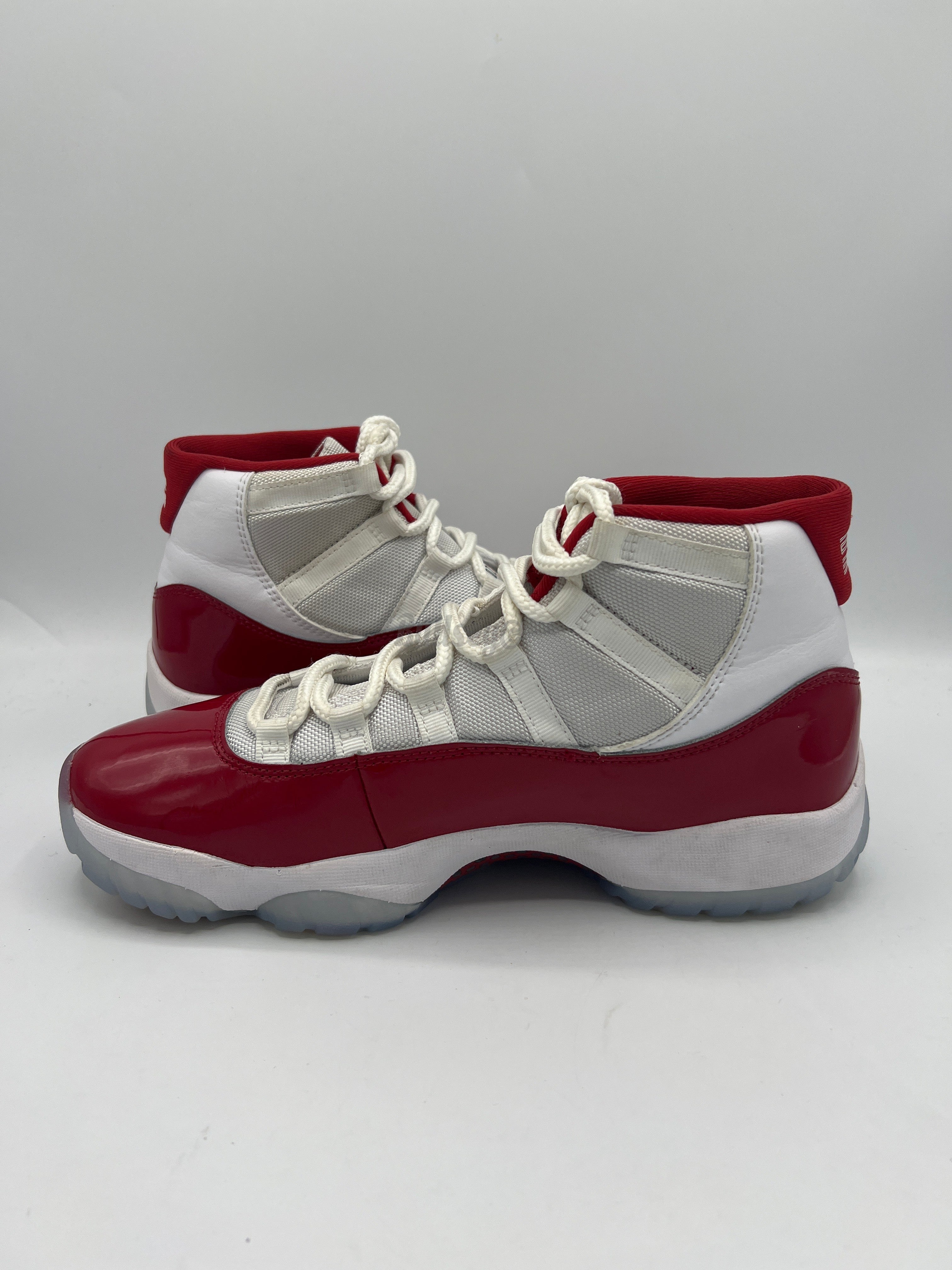 Air Jordan 11 Retro "Cherry" (PreOwned)