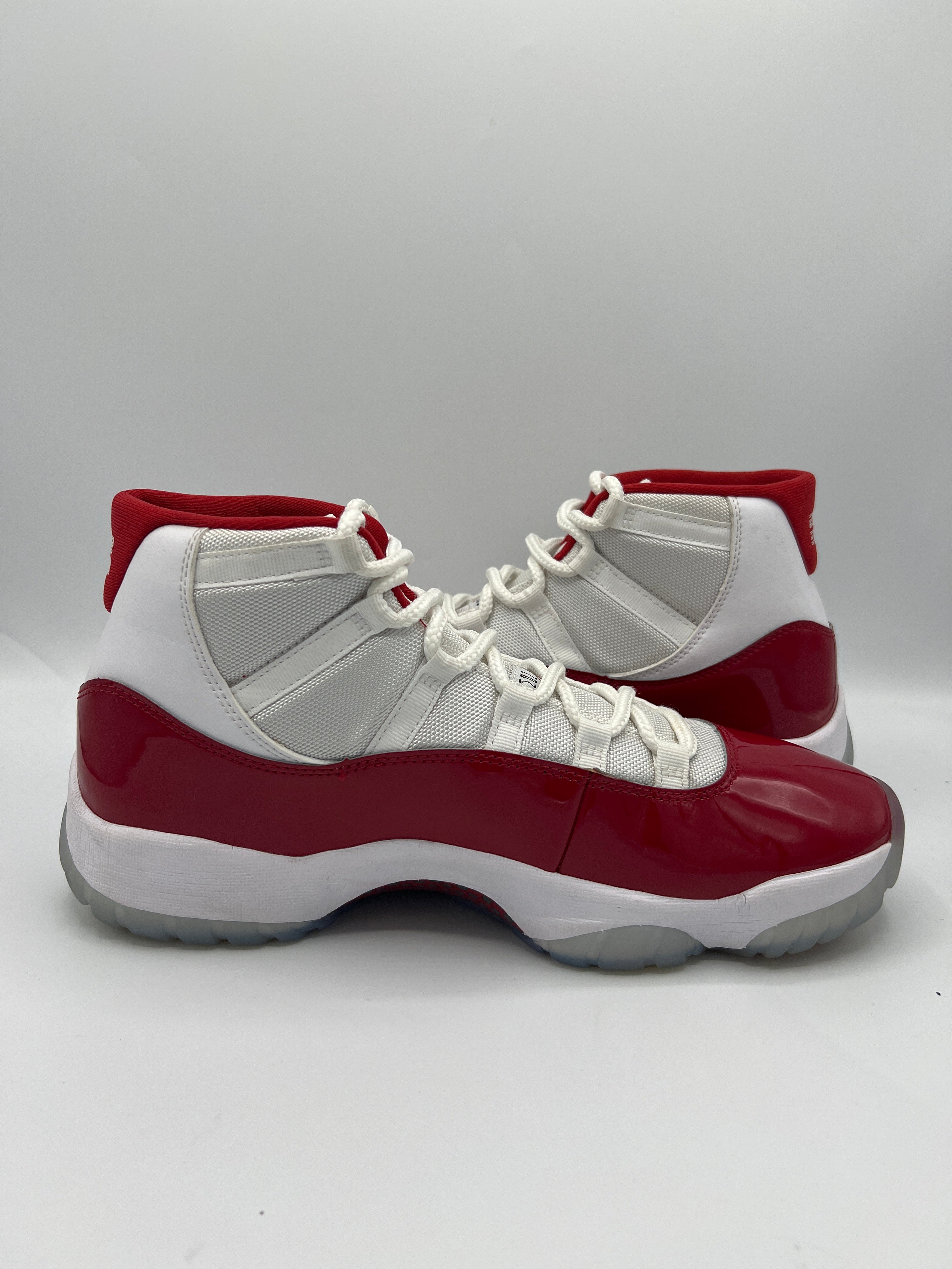 Air Jordan 11 Retro "Cherry" (PreOwned)