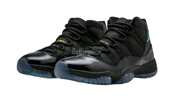 1 Marketplace for Sneakers and Streetwear Retro "Gamma Blue"