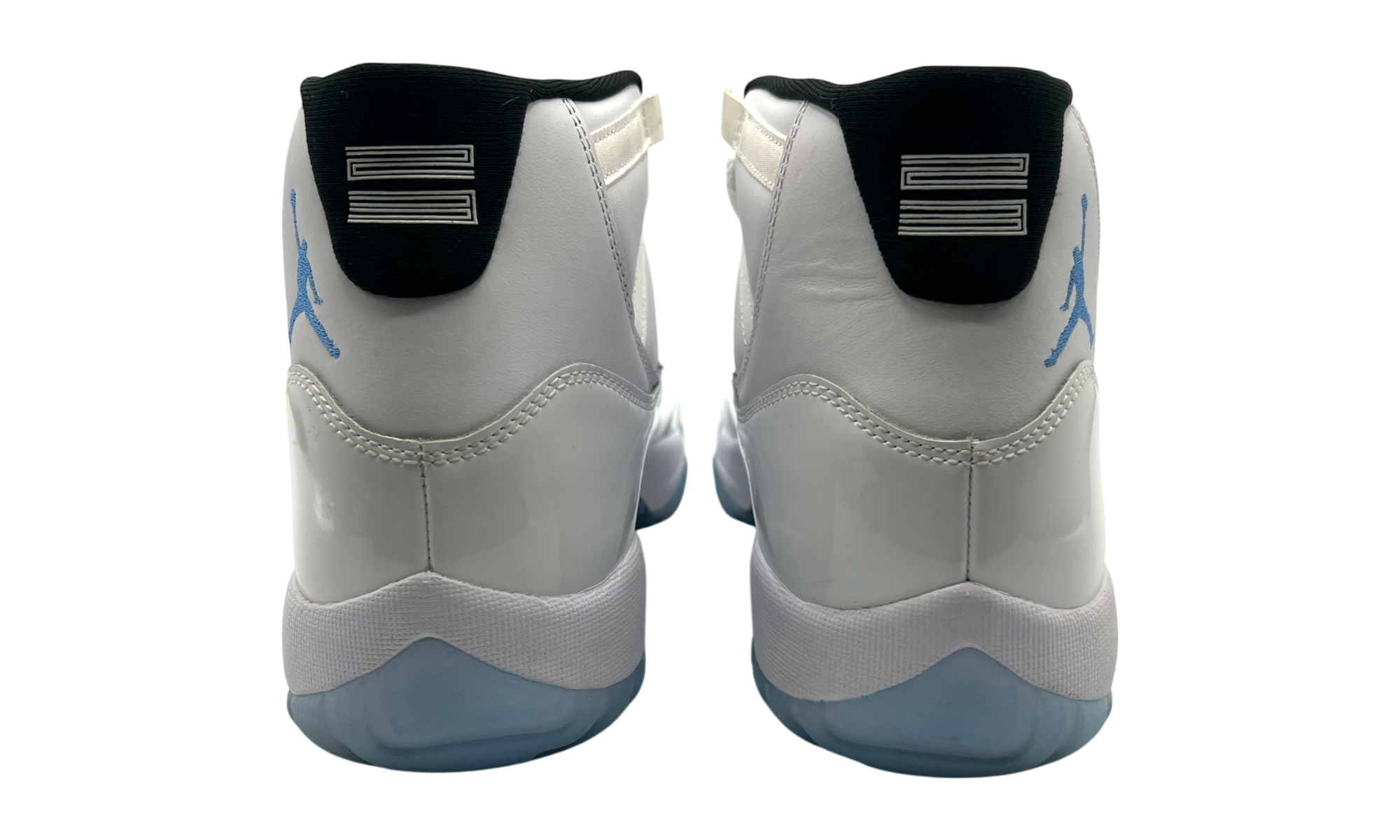 Air Jordan 11 Retro "Legend Blue" (PreOwned)