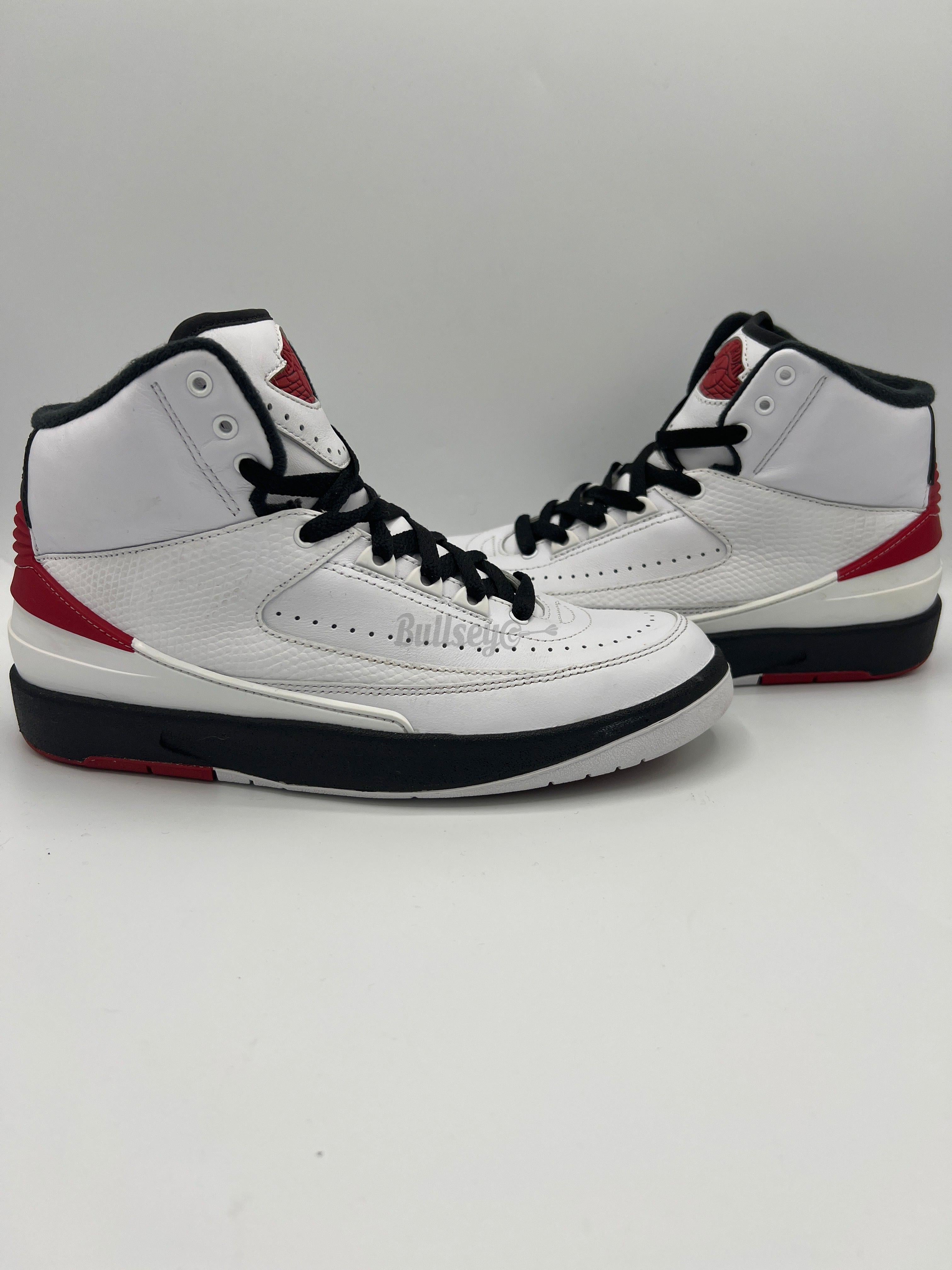 Air Jordan 2 Retro "Chicago" GS (PreOwned)