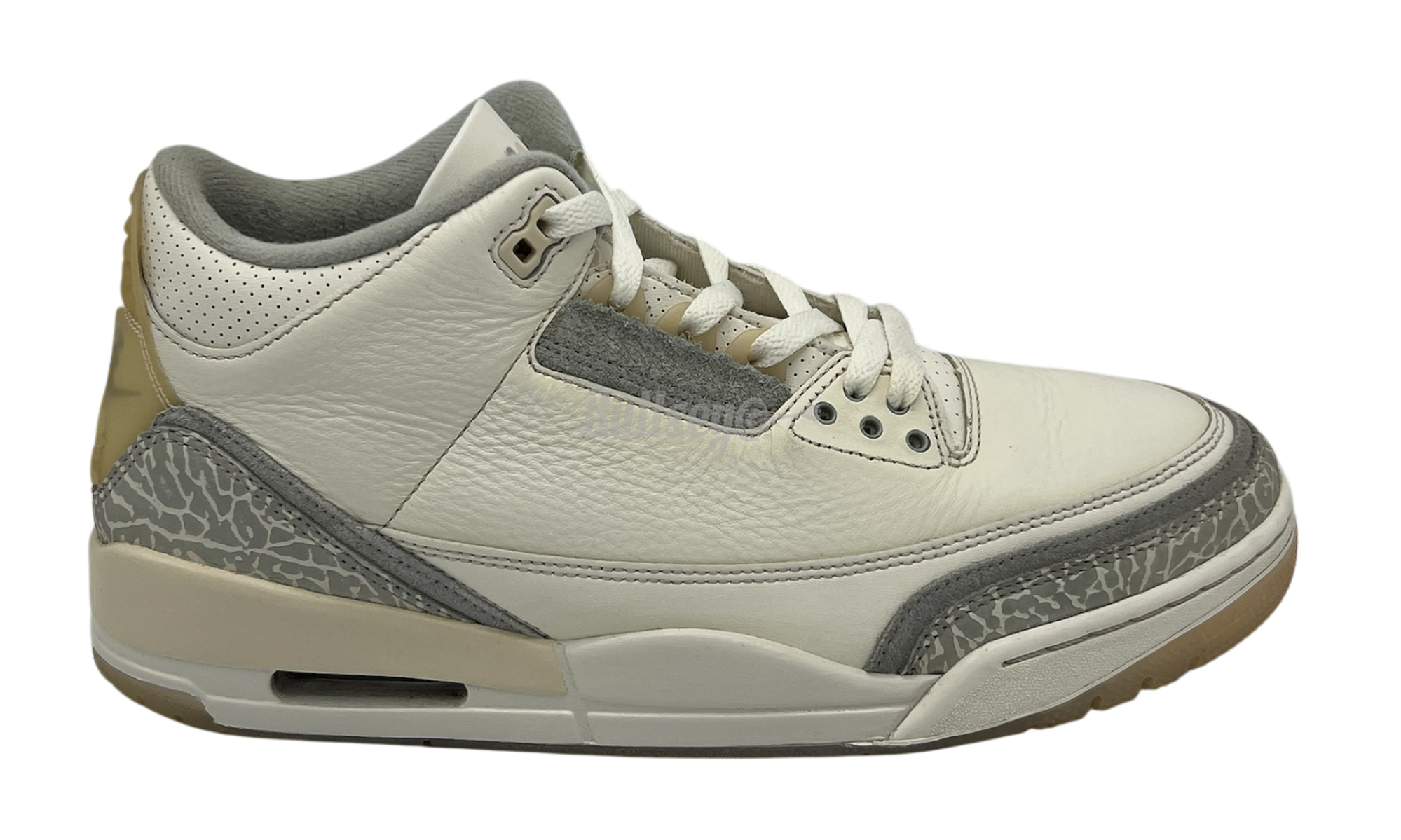 Air Jordan 3 Retro "Craft Ivory" (PreOwned)