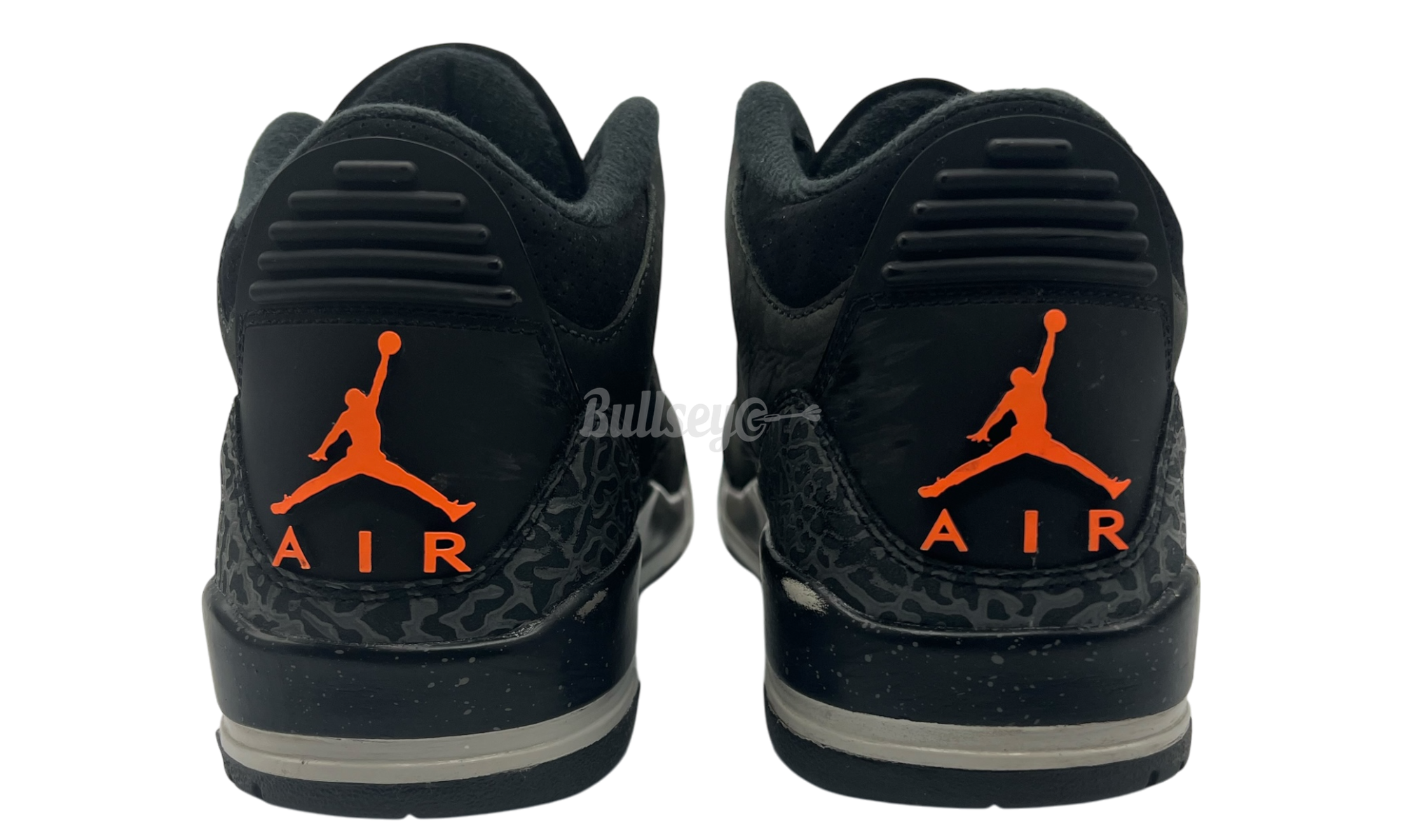 Air Jordan 3 Retro "Fear" (PreOwned)