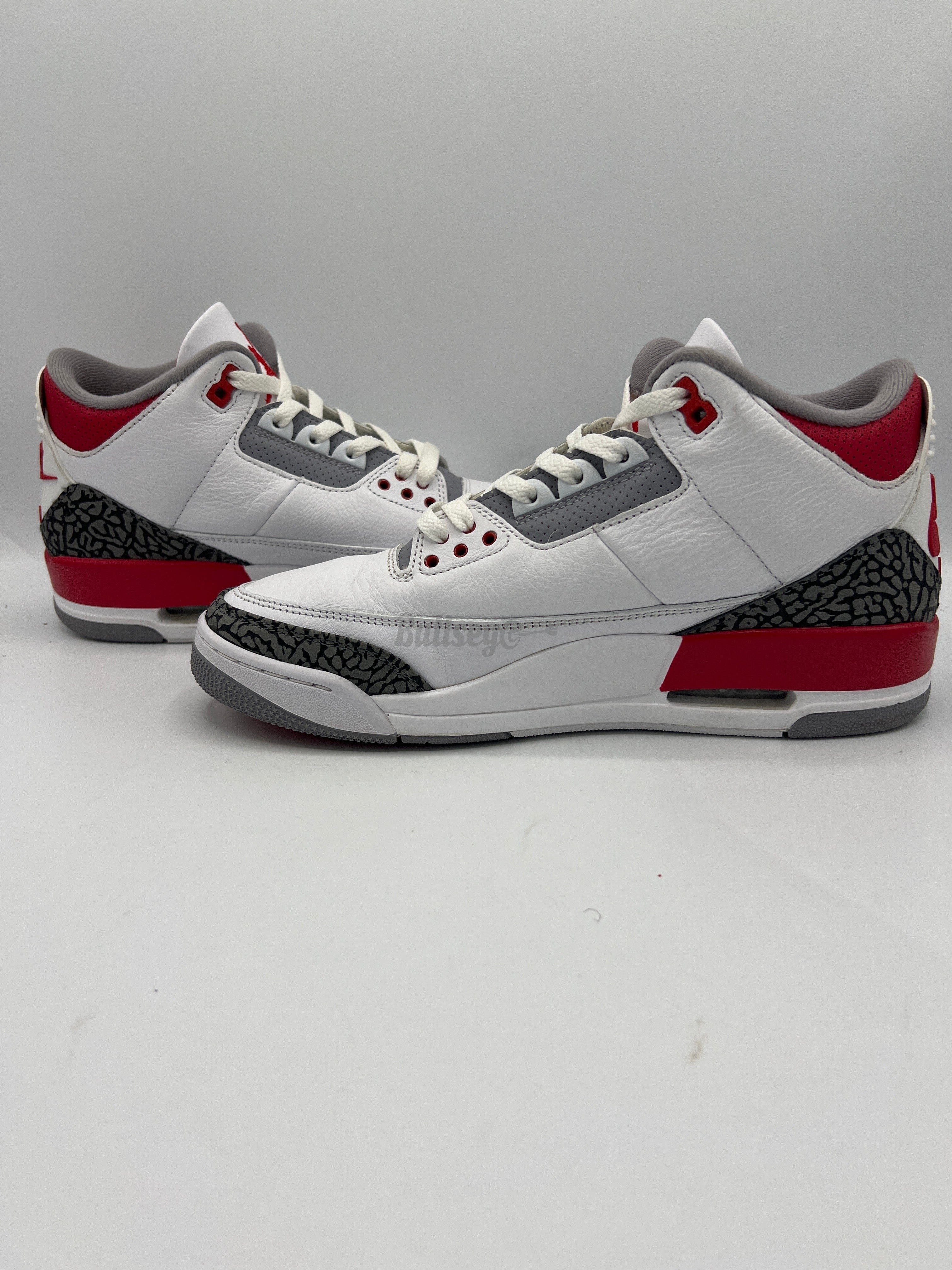 Air Jordan 3 Retro "Rojo Fuego" (2022)